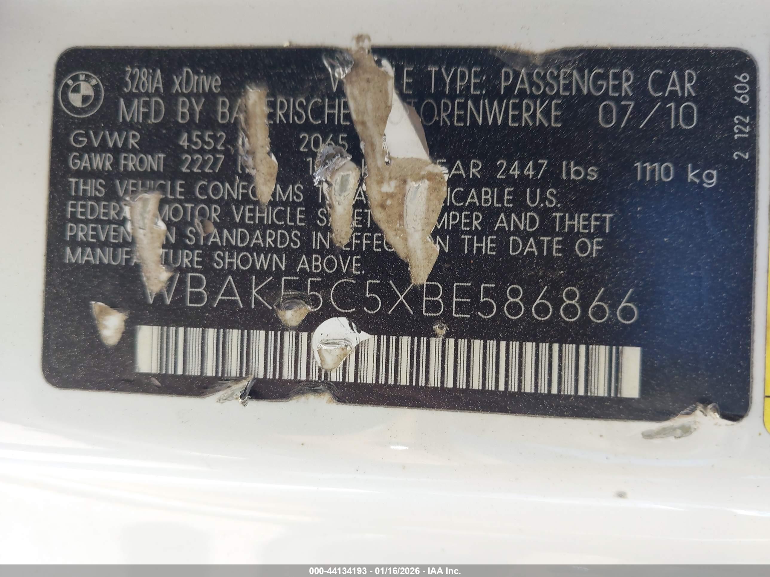 BMW 328I image 9