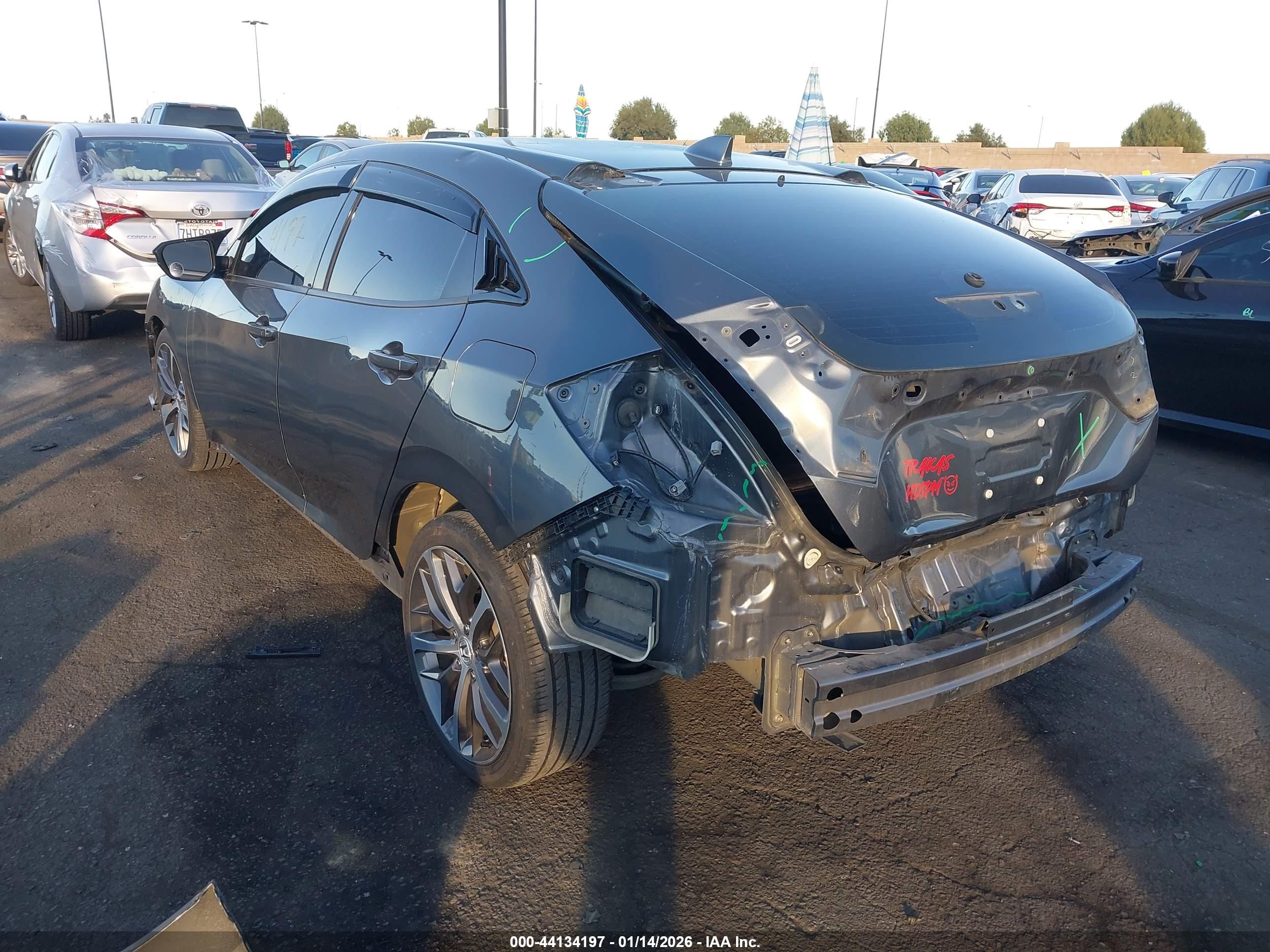 HONDA CIVIC image 3
