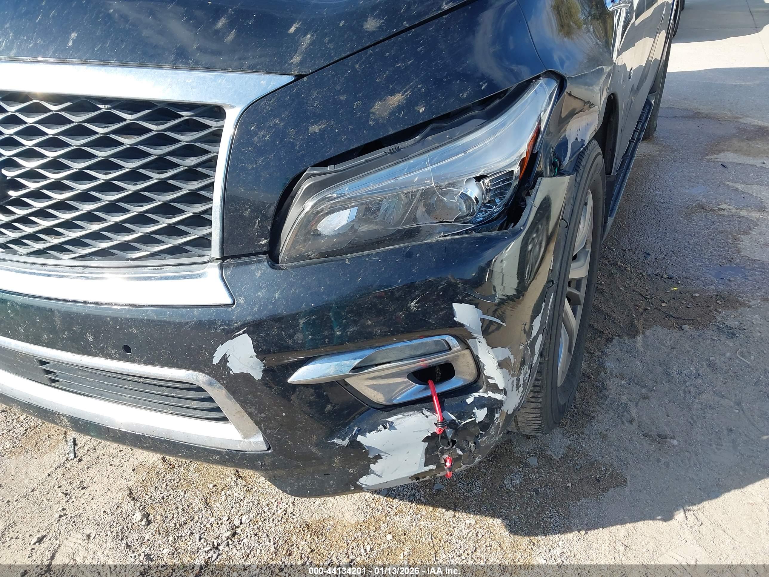 INFINITI QX80 image 6