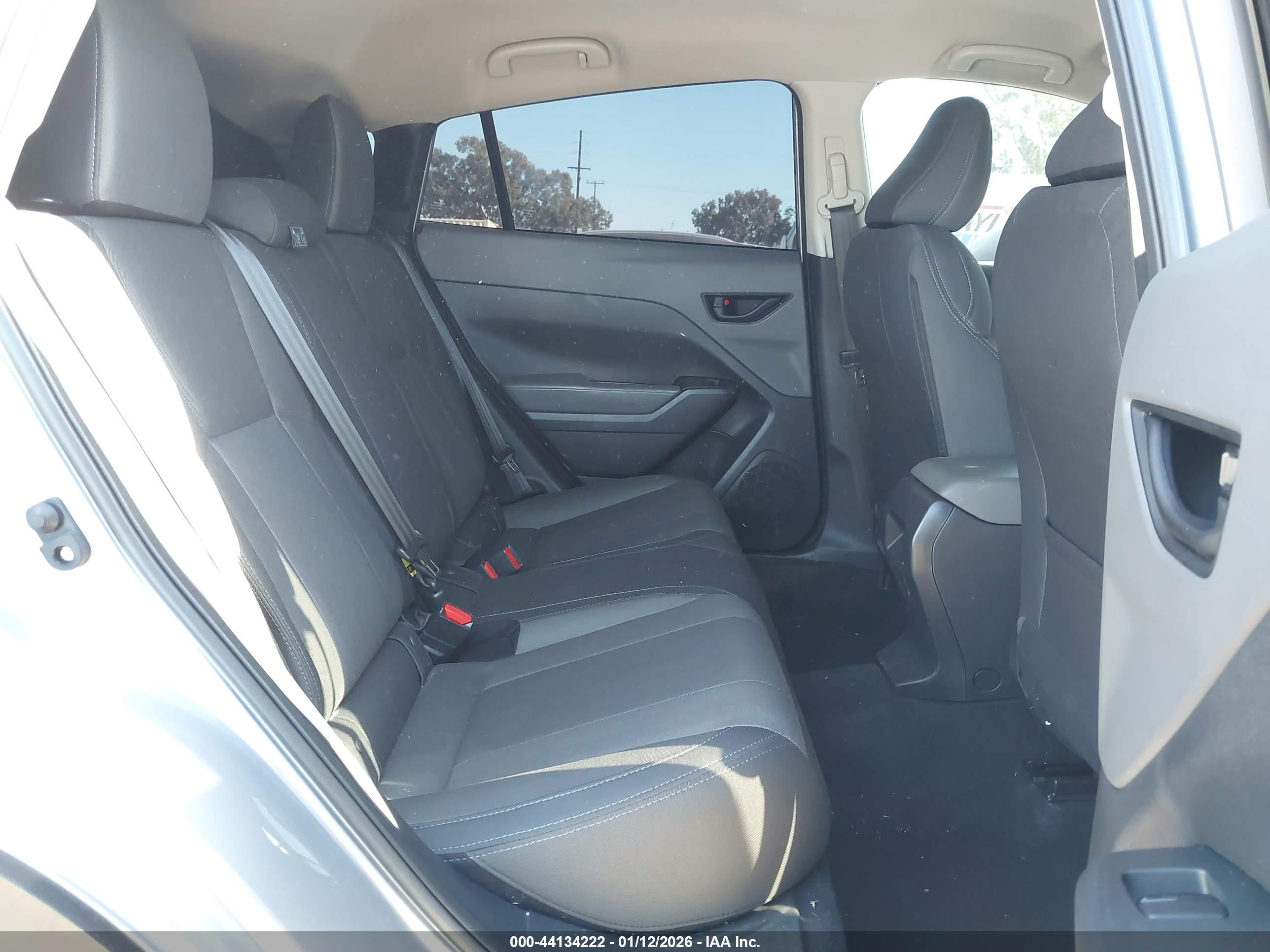 SUBARU CROSSTREK image 8