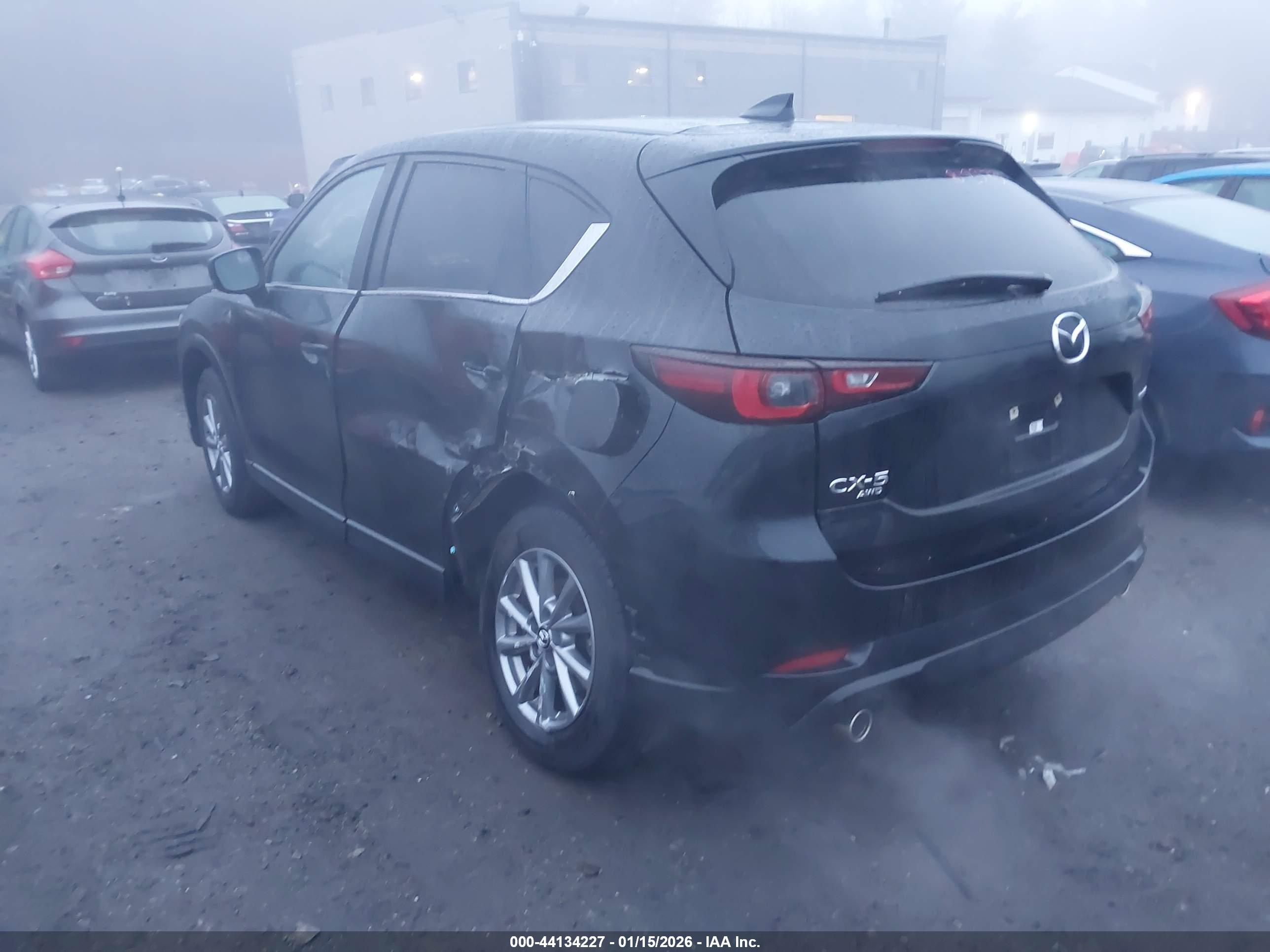MAZDA CX-5 image 3