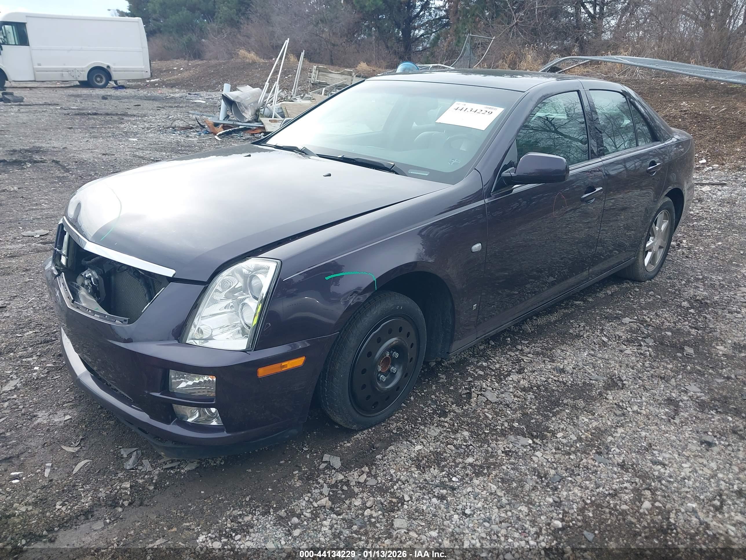 CADILLAC STS image 2