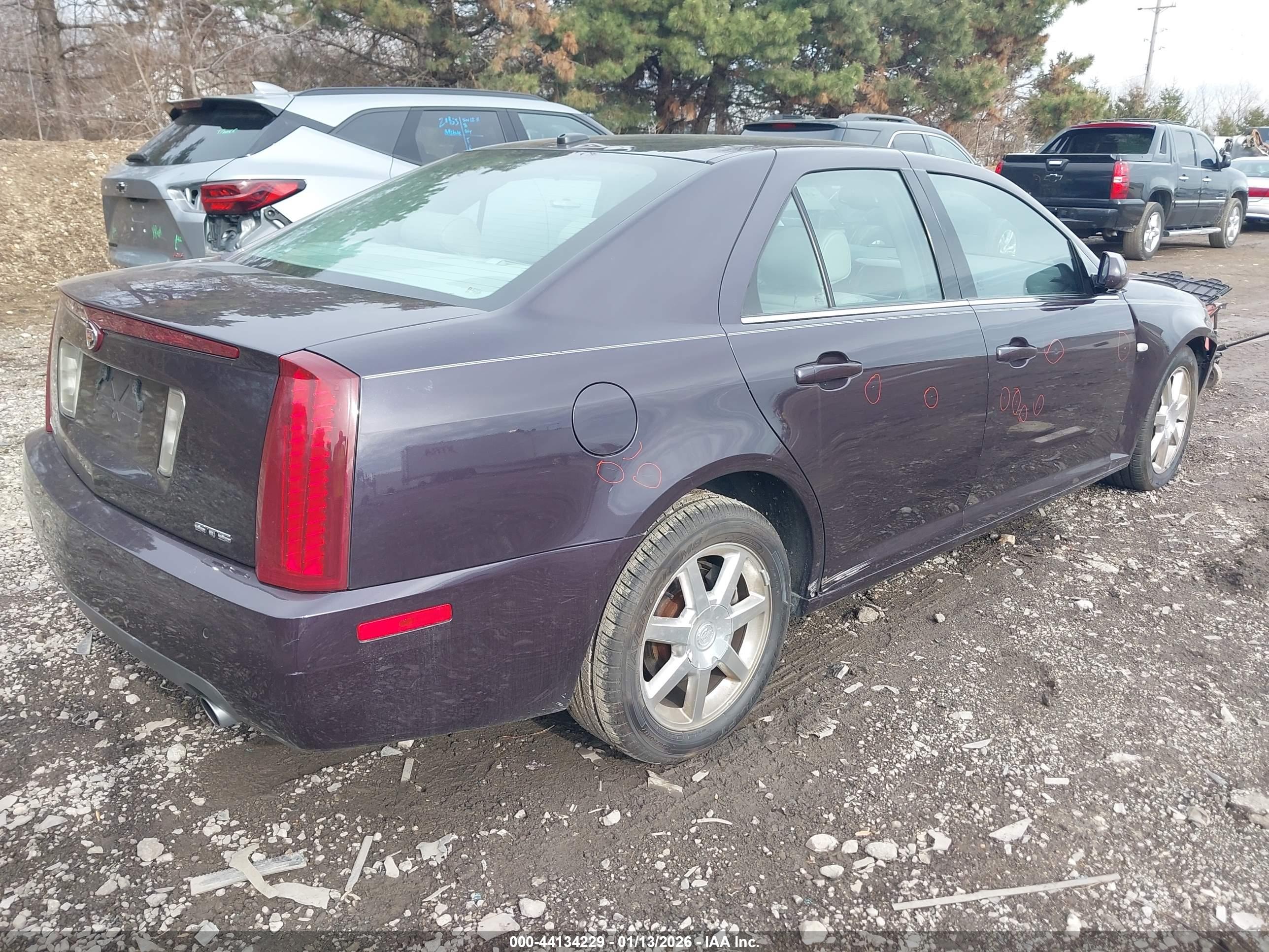 CADILLAC STS image 4