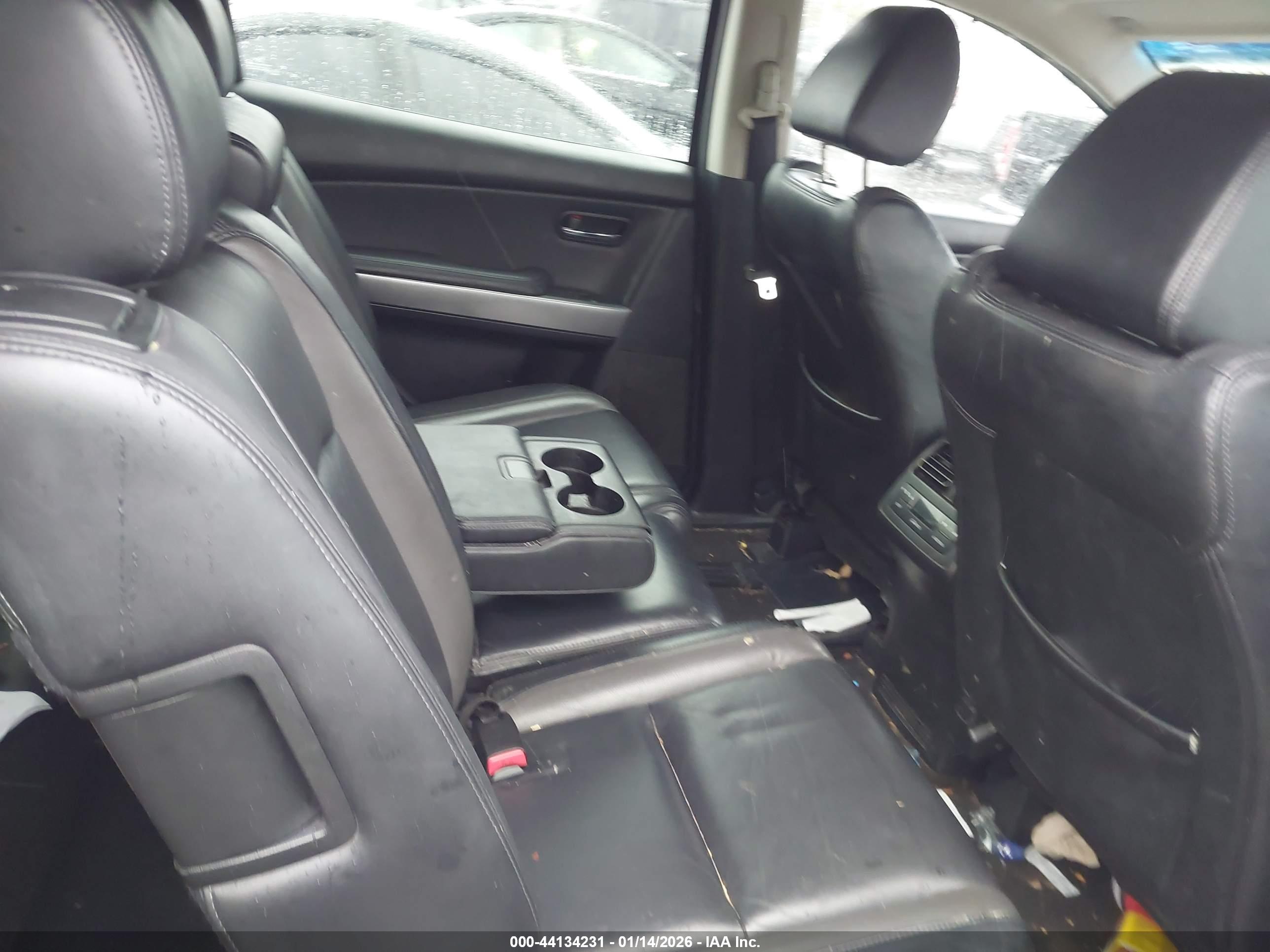 MAZDA CX-9 image 8