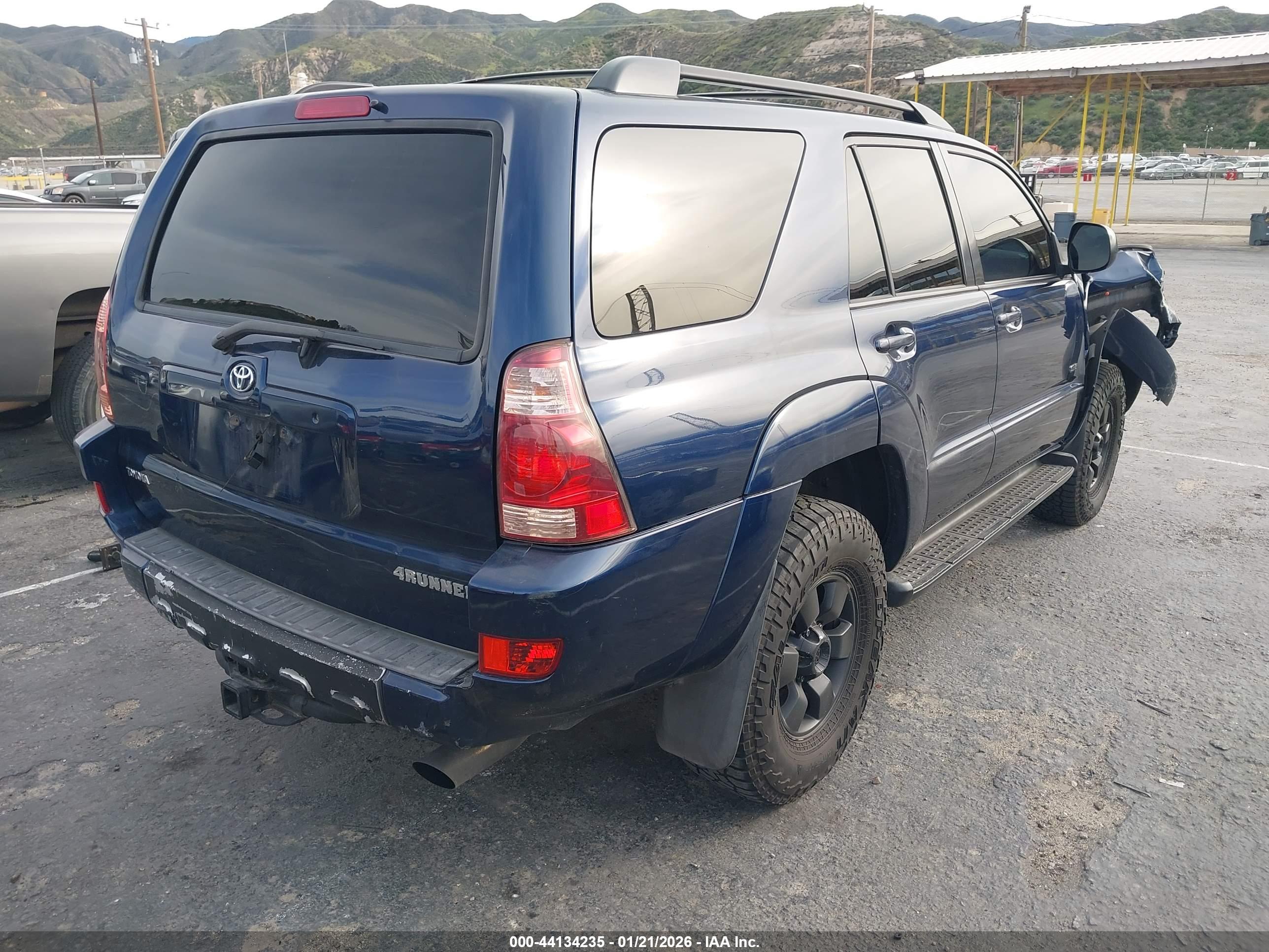 TOYOTA 4RUNNER image 4