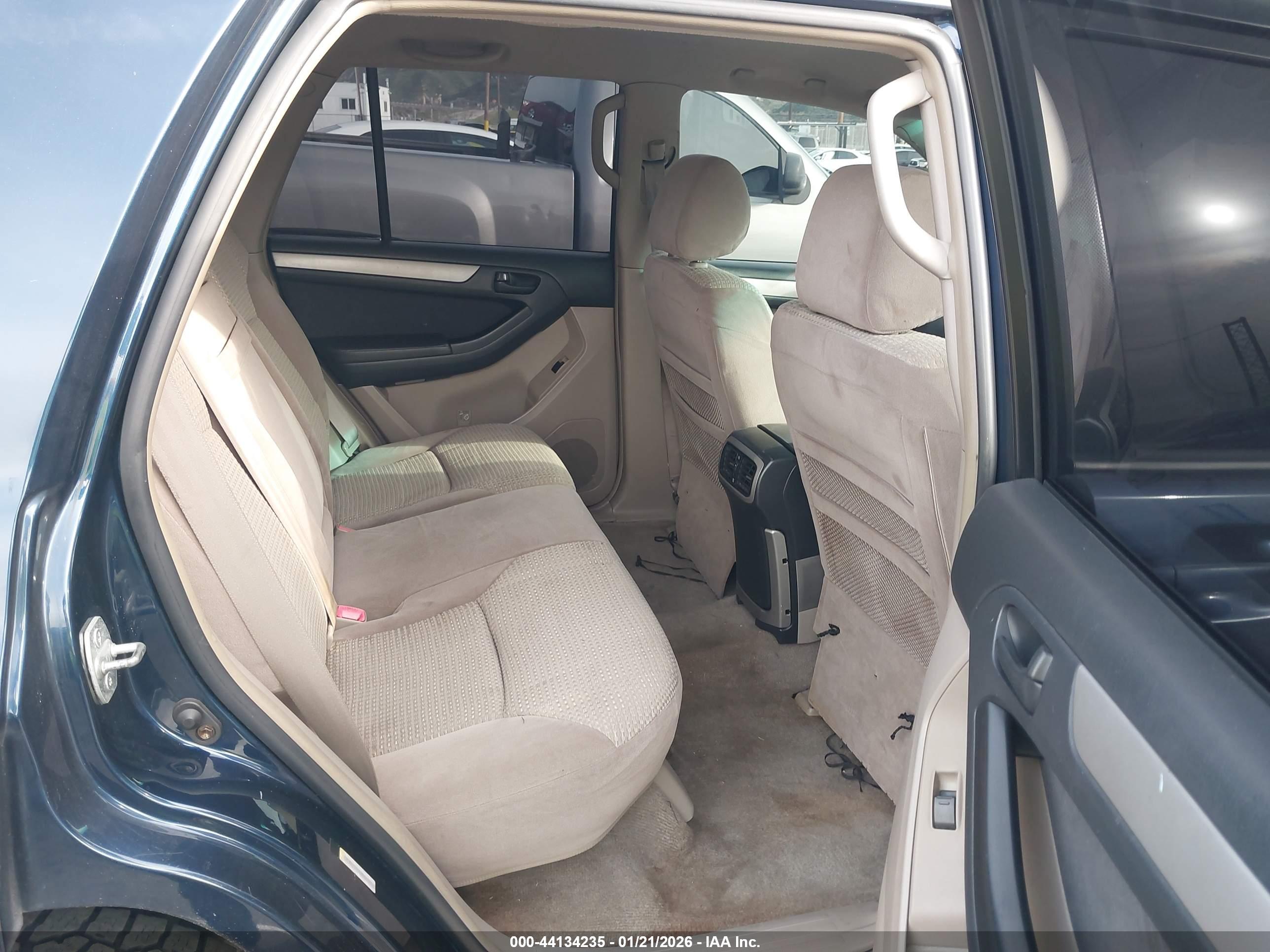 TOYOTA 4RUNNER image 8