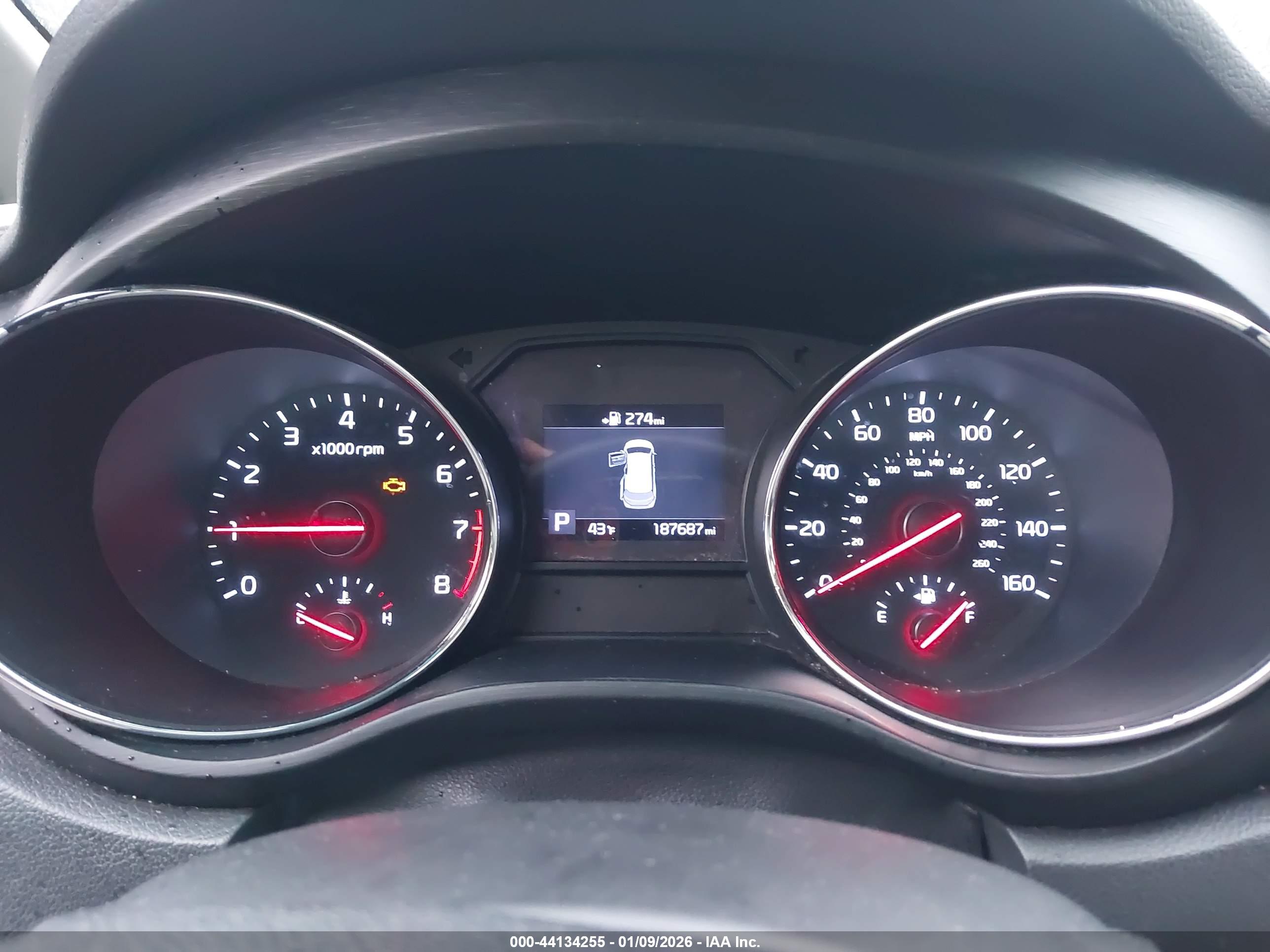 KIA SEDONA image 7