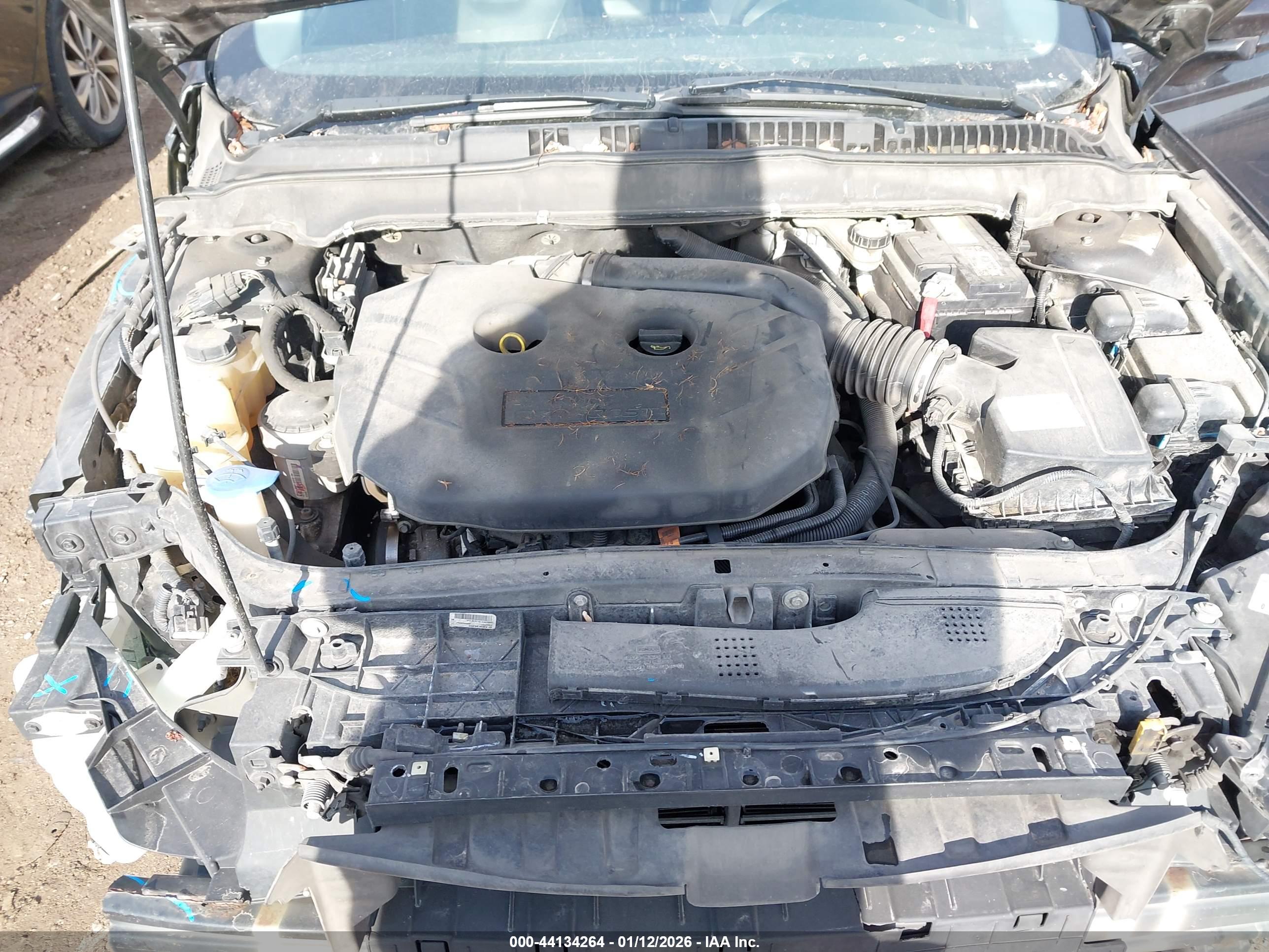 FORD FUSION image 10