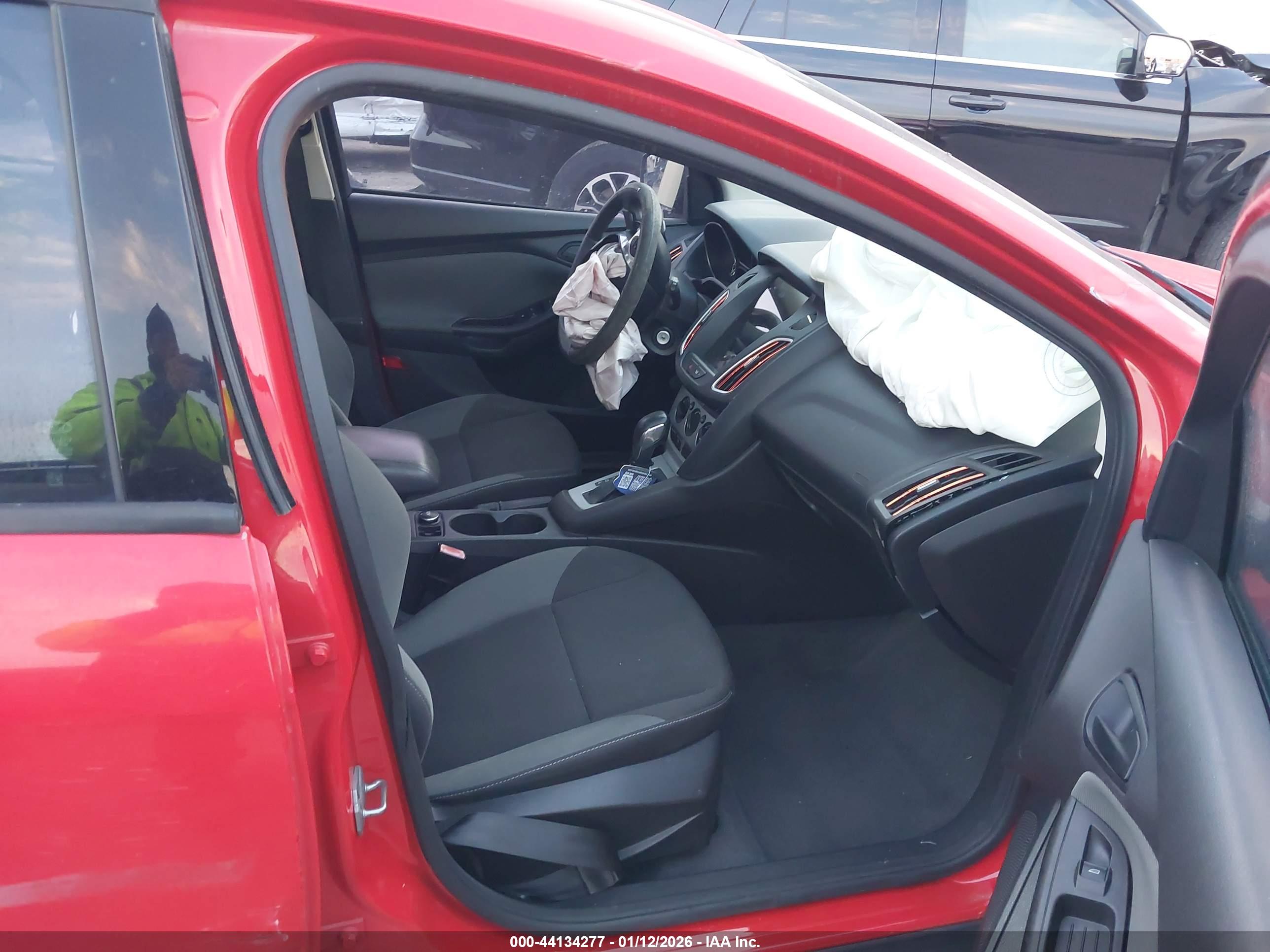 FORD FOCUS image 5