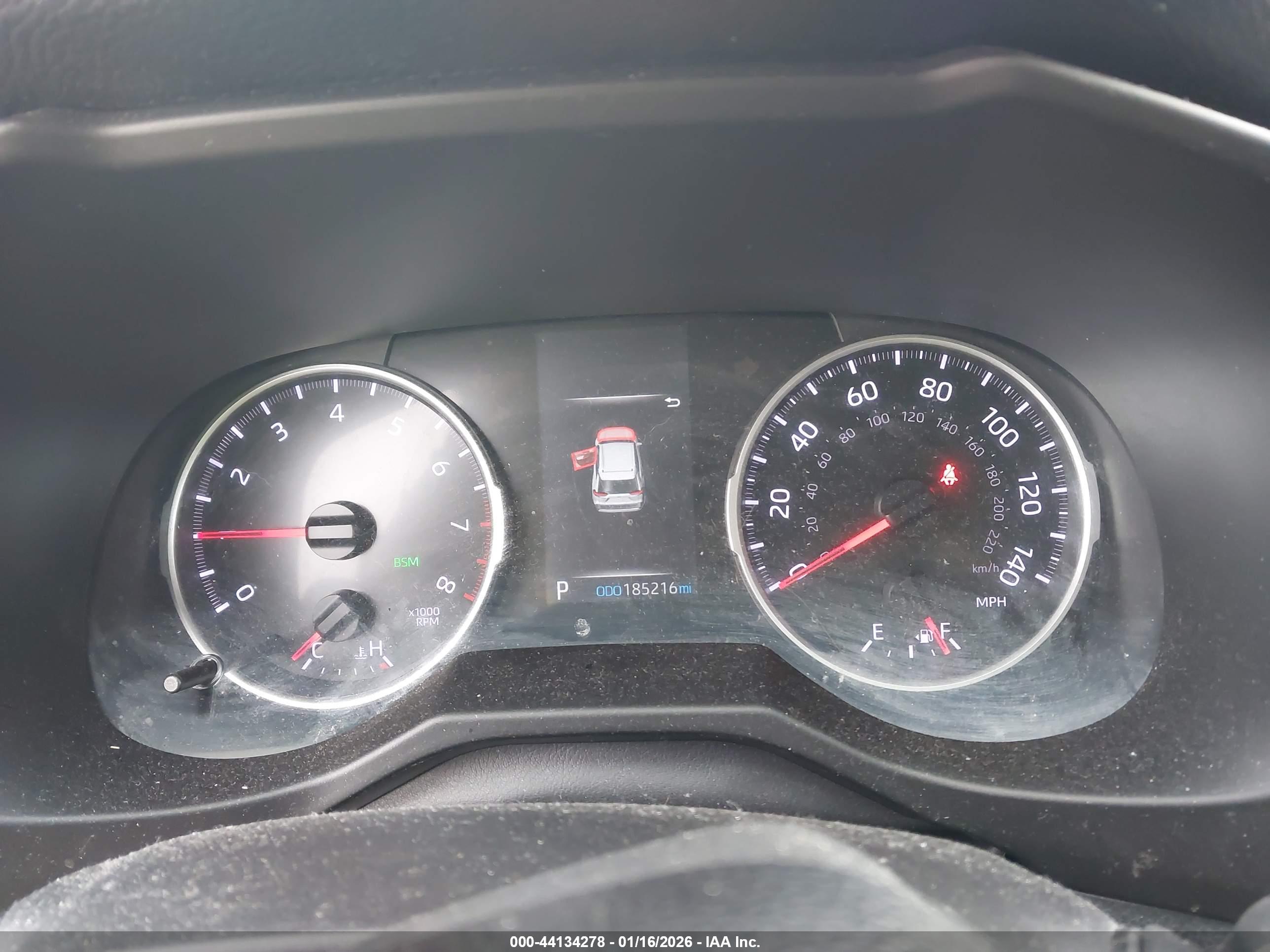 TOYOTA RAV4 image 7