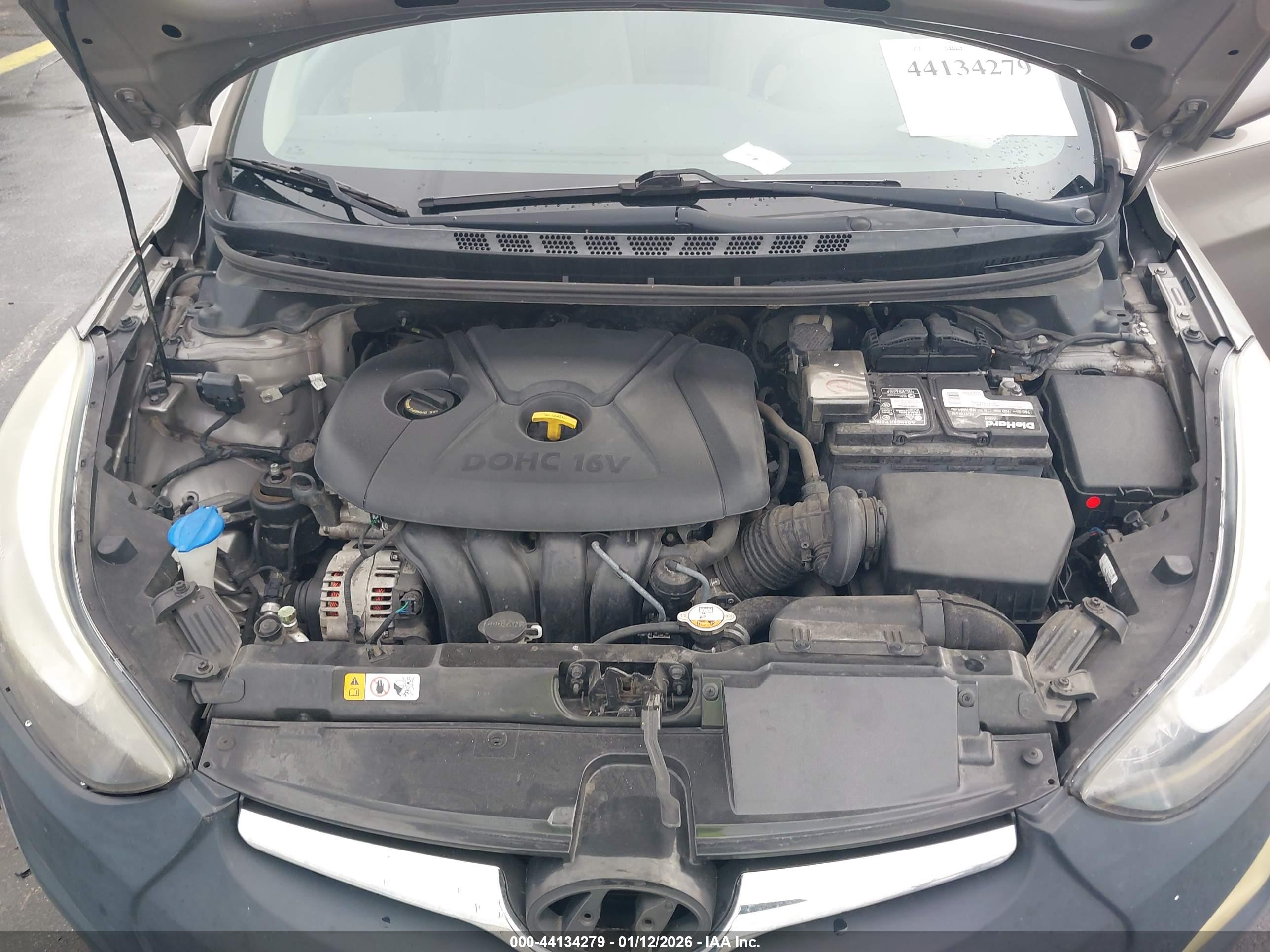 HYUNDAI ELANTRA image 10