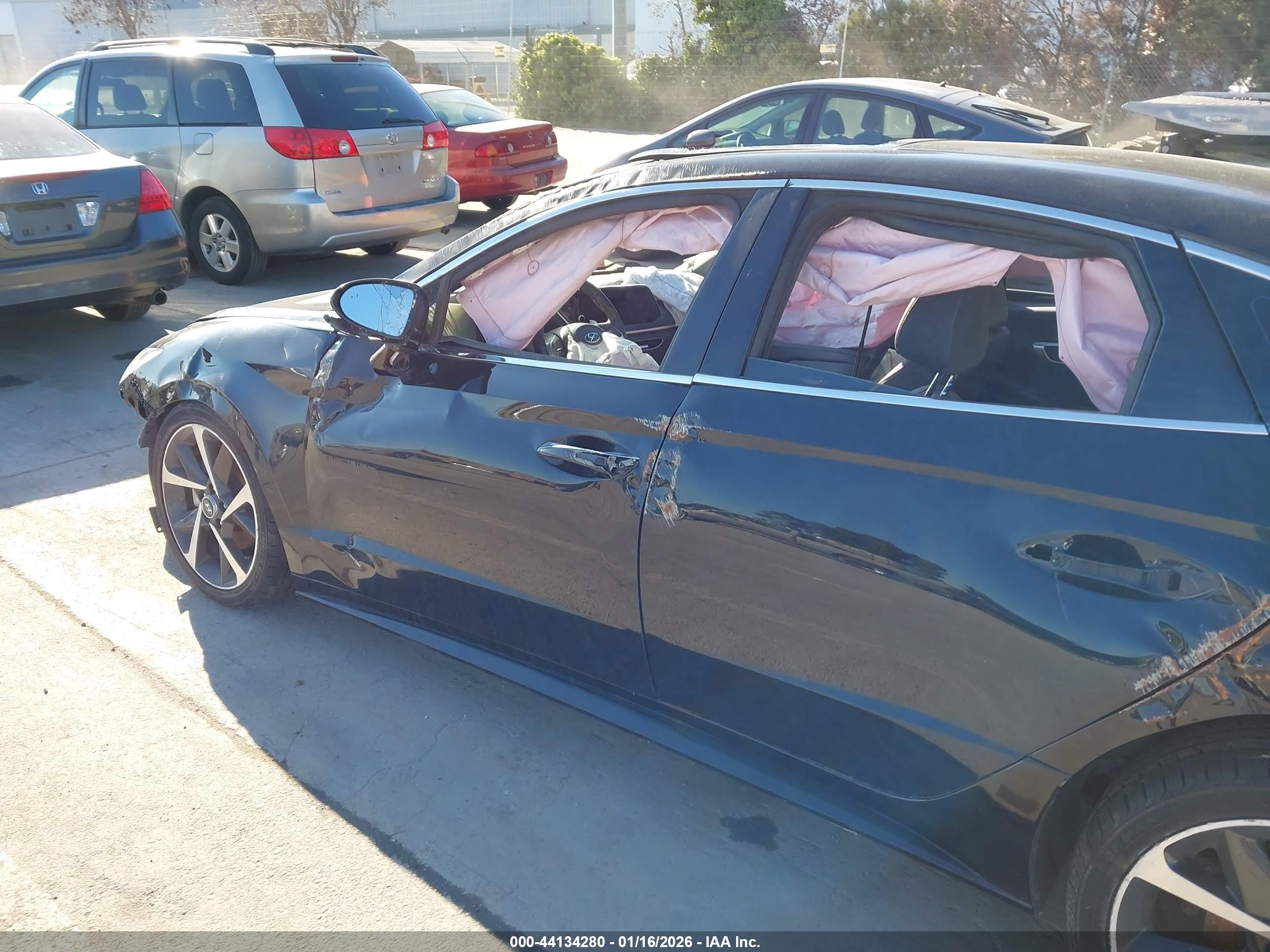 HYUNDAI SONATA image 6