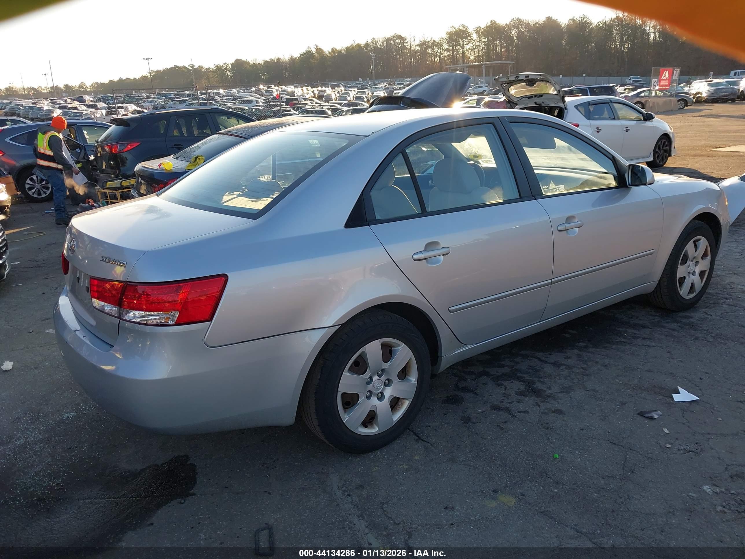 HYUNDAI SONATA image 4