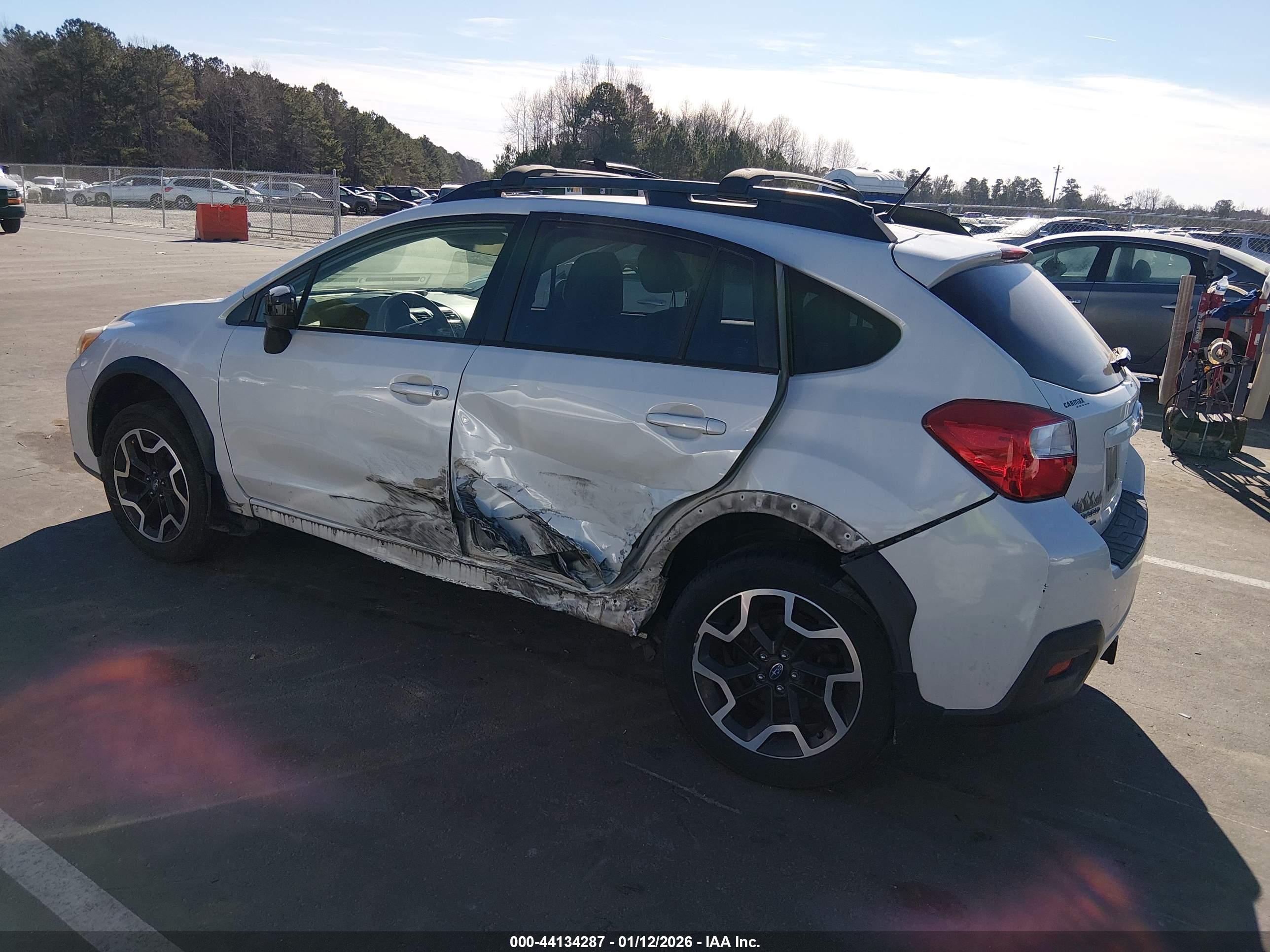 SUBARU CROSSTREK image 3