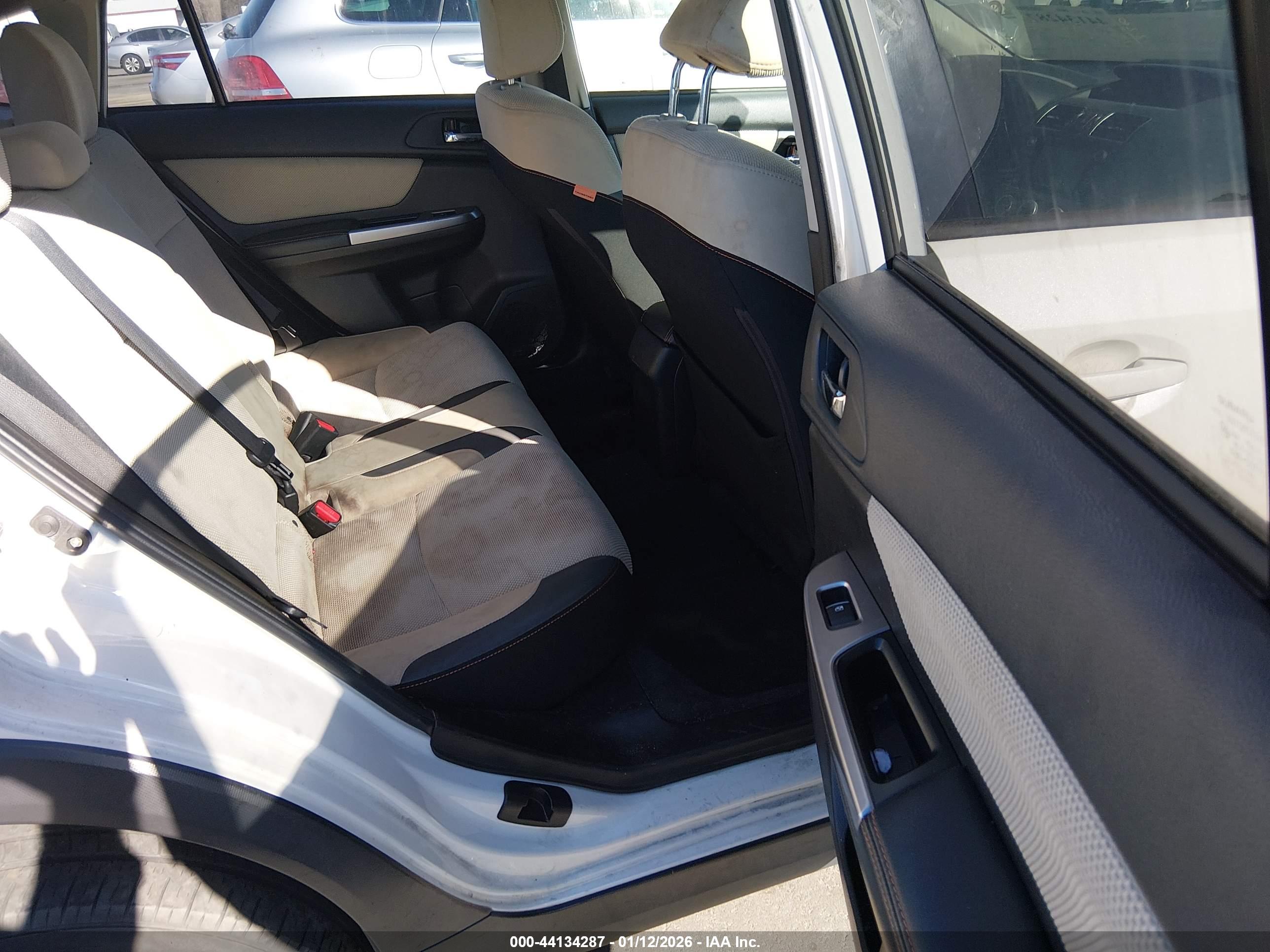 SUBARU CROSSTREK image 8