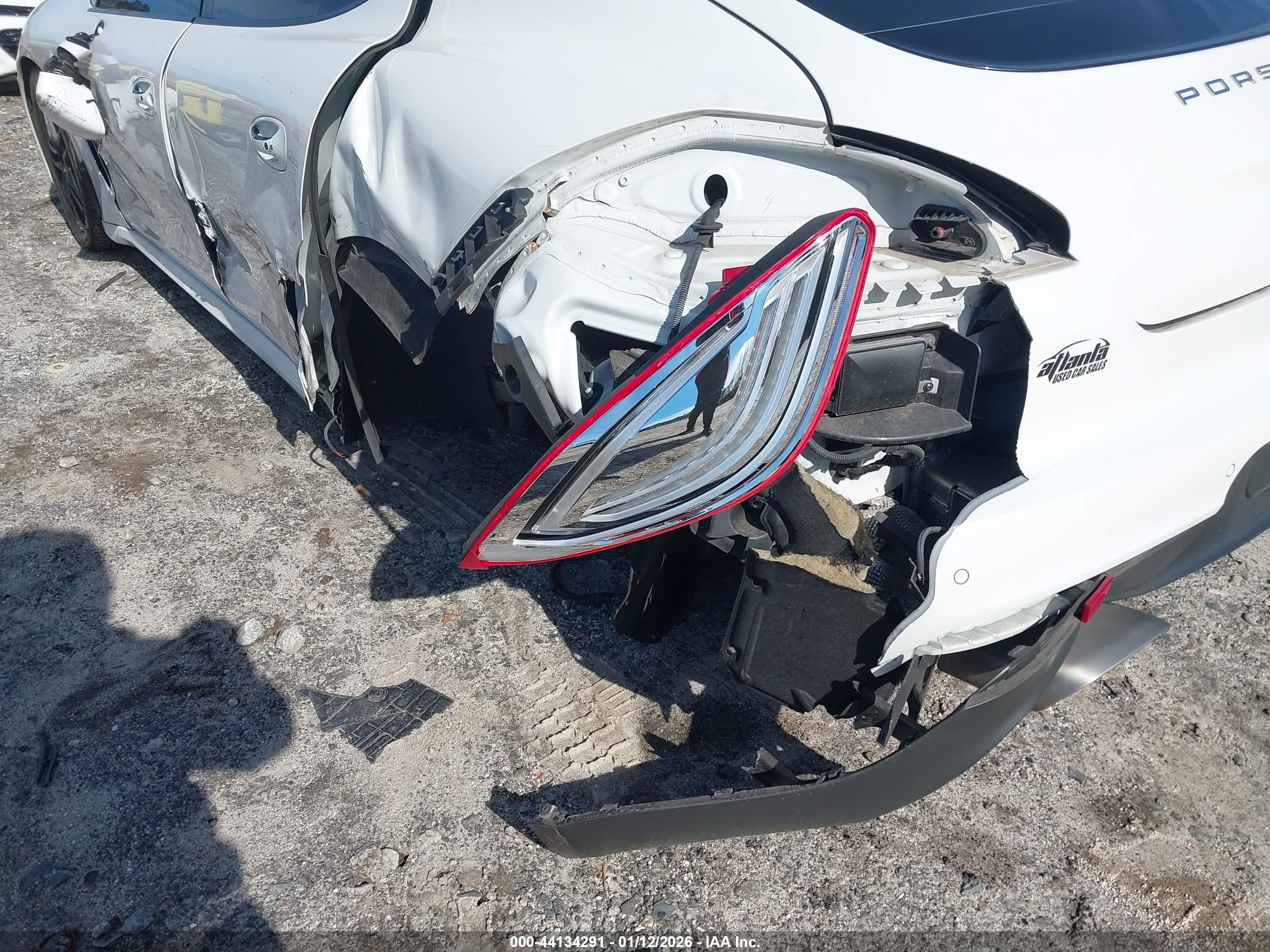 PORSCHE PANAMERA image 6