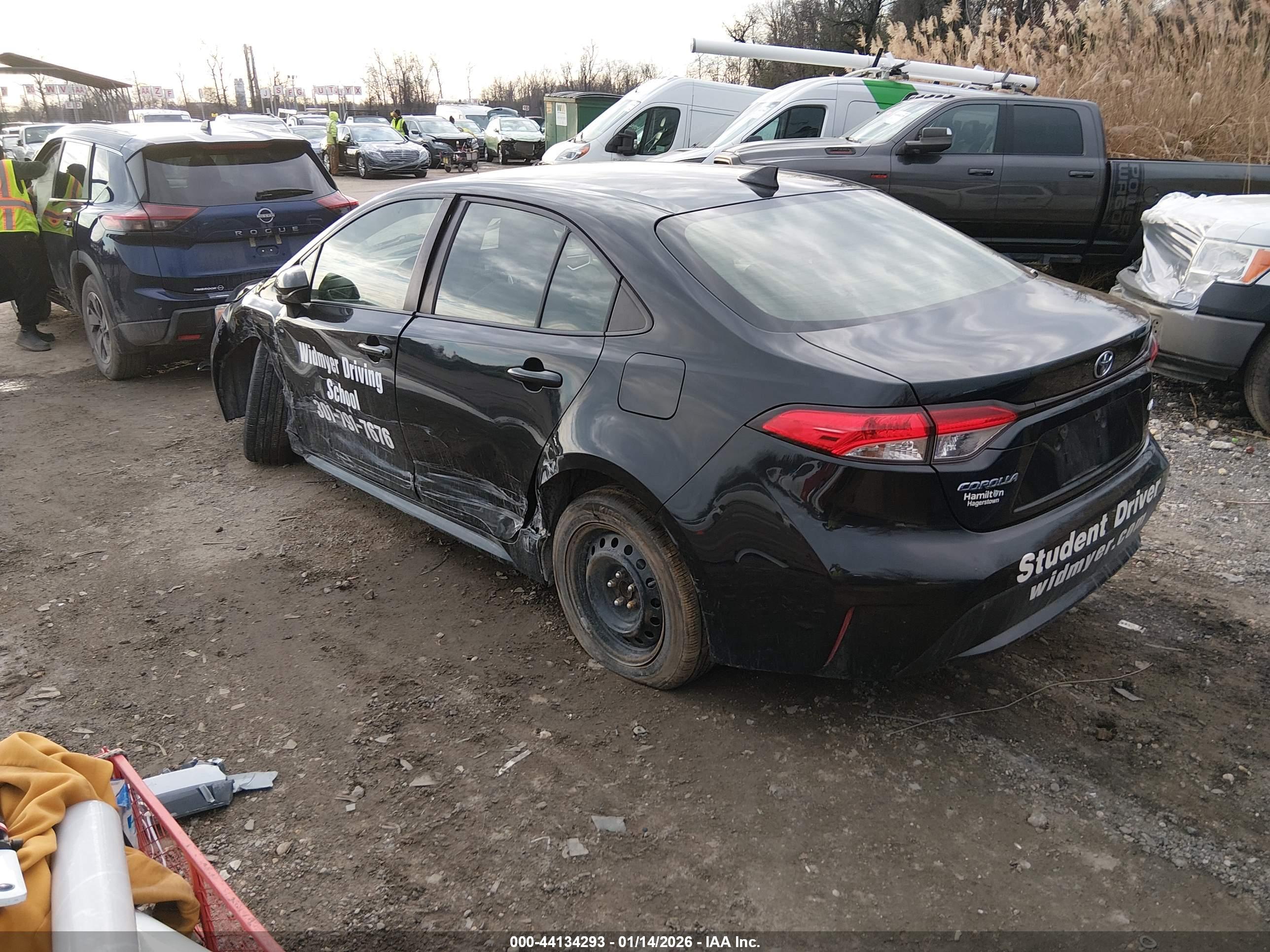 TOYOTA COROLLA image 3
