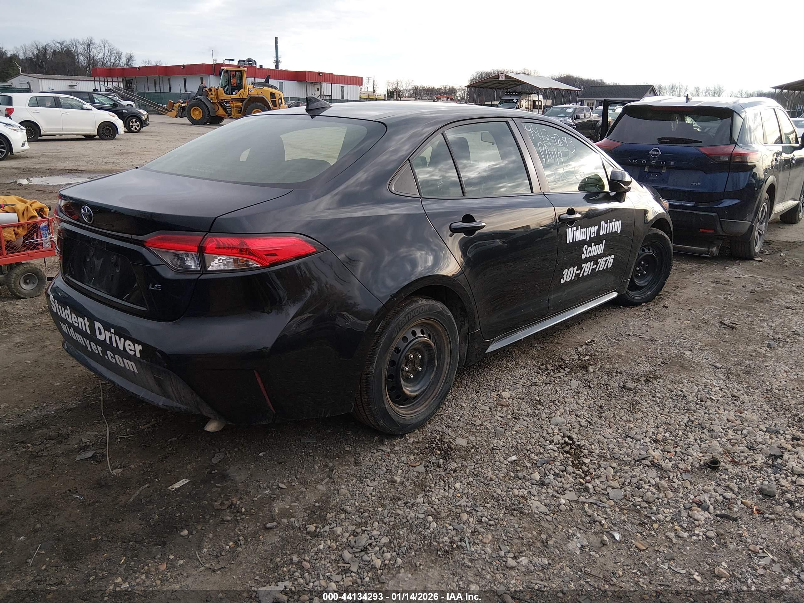 TOYOTA COROLLA image 4