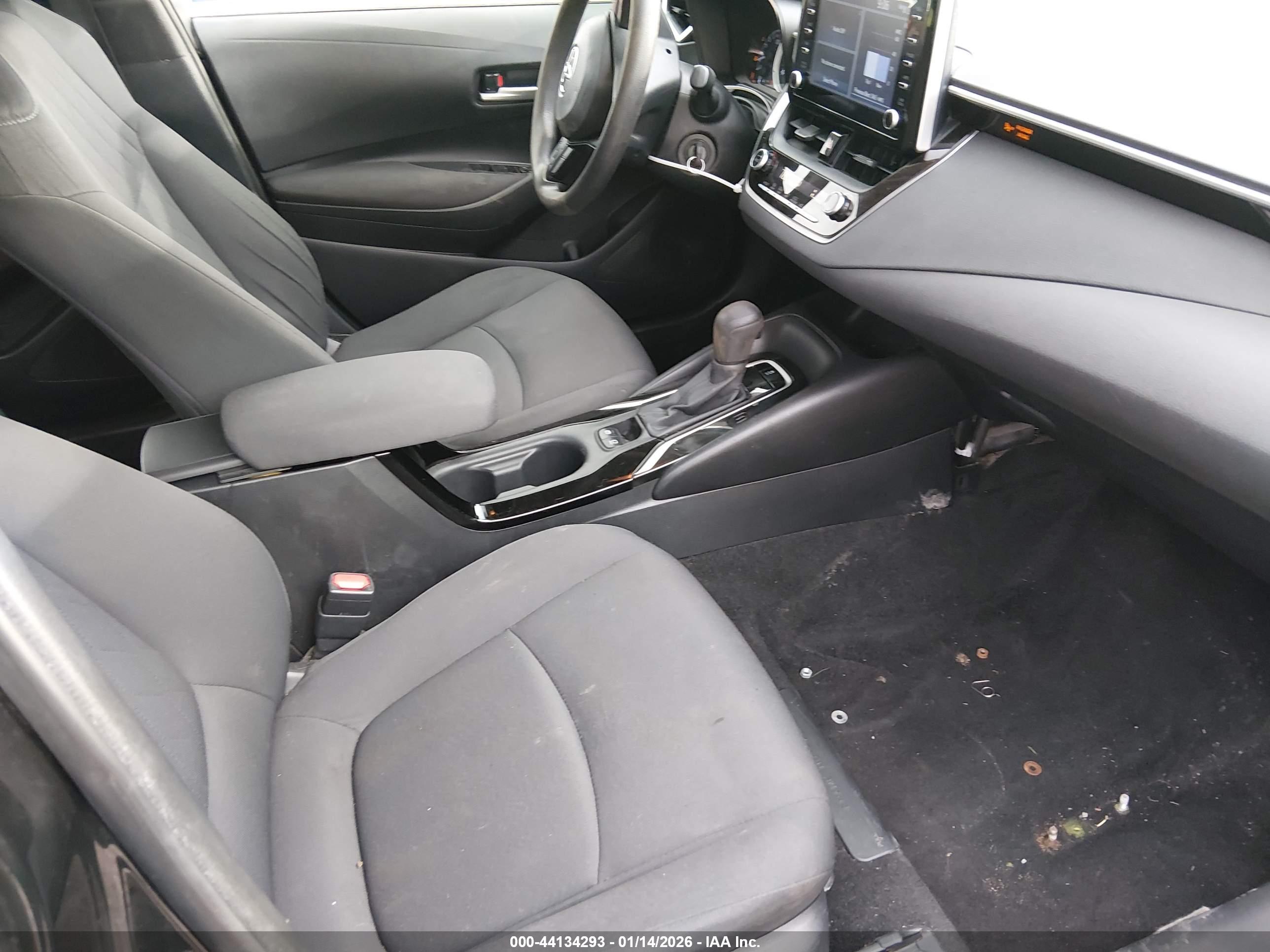 TOYOTA COROLLA image 5