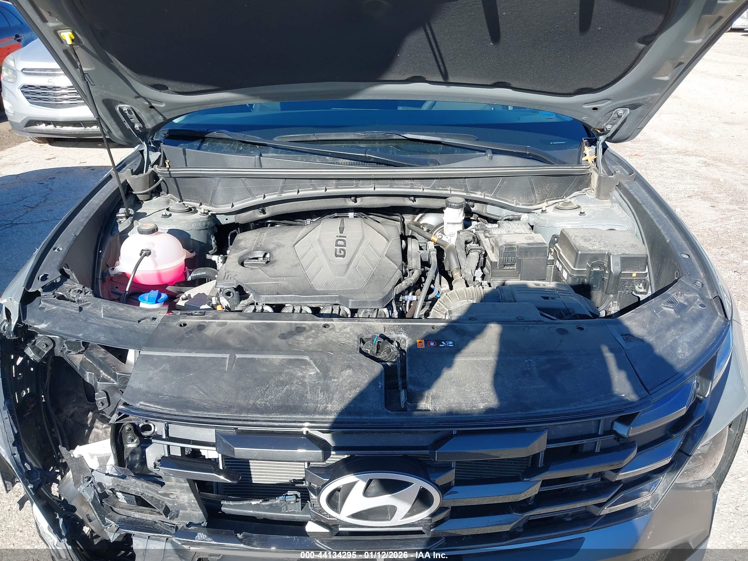 HYUNDAI TUCSON image 10