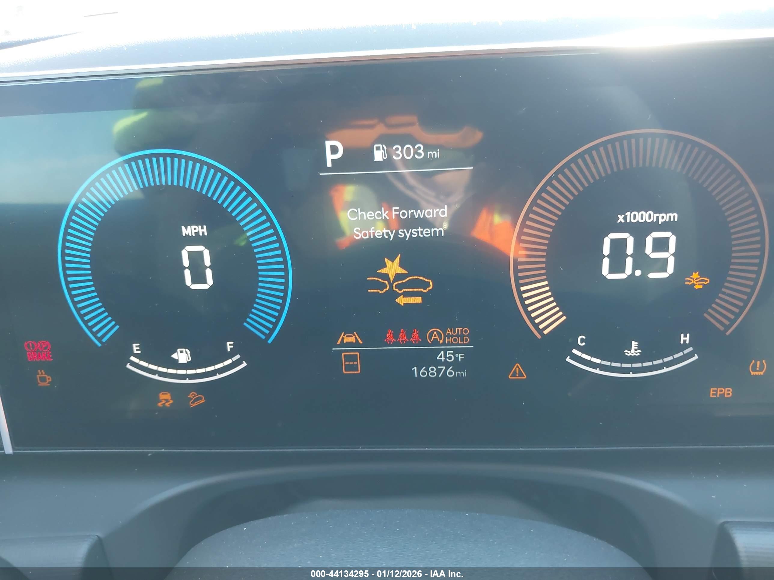 HYUNDAI TUCSON image 7