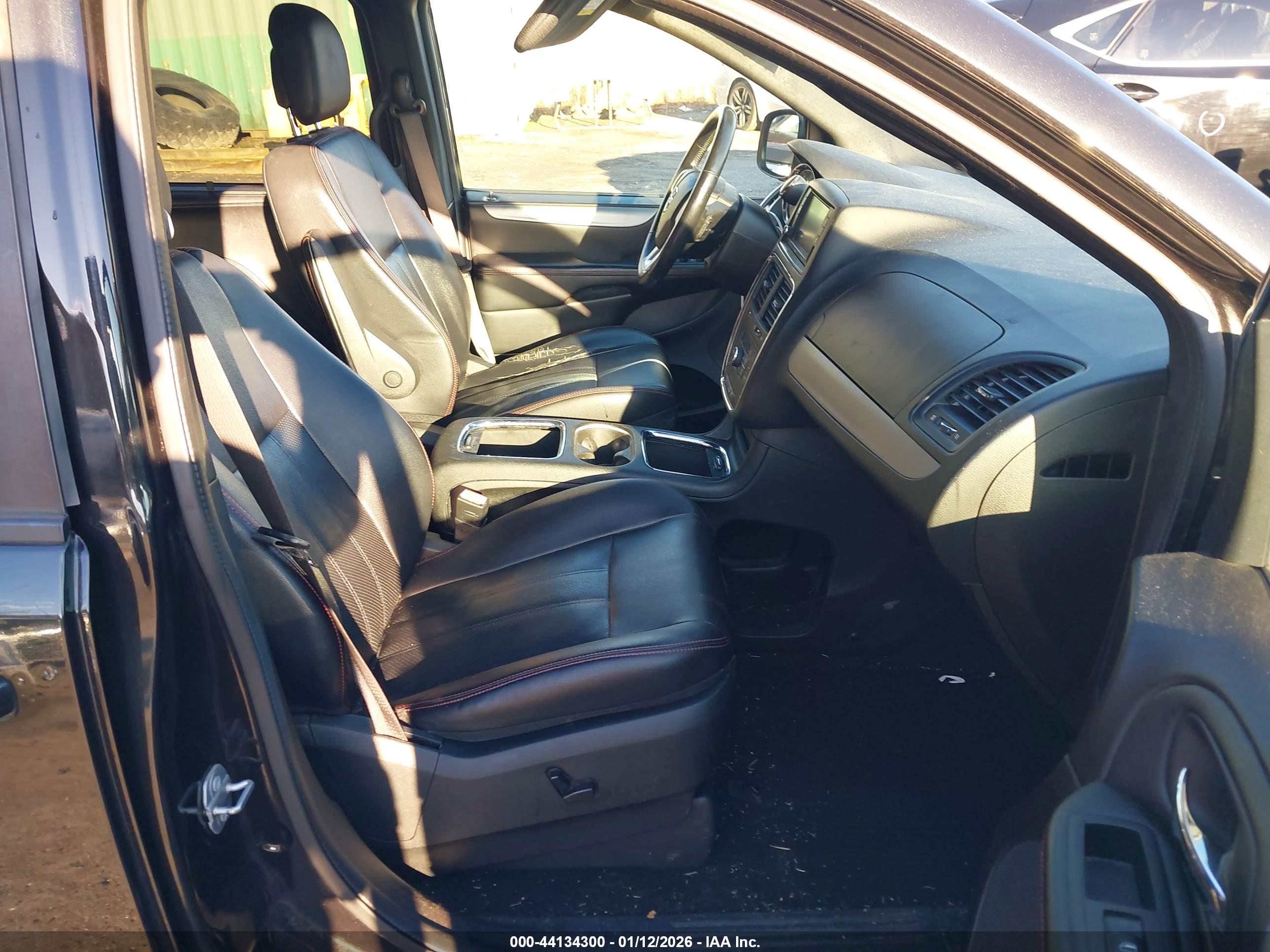 DODGE GRAND image 5