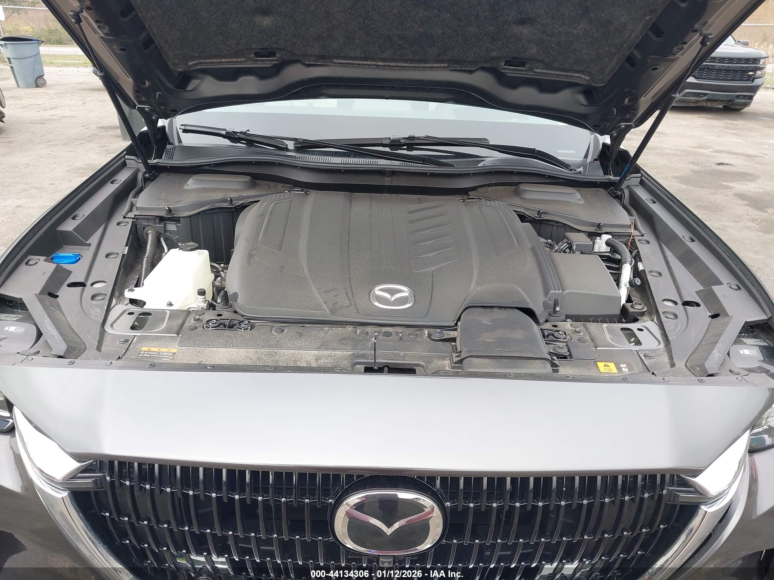 MAZDA CX-90 image 10
