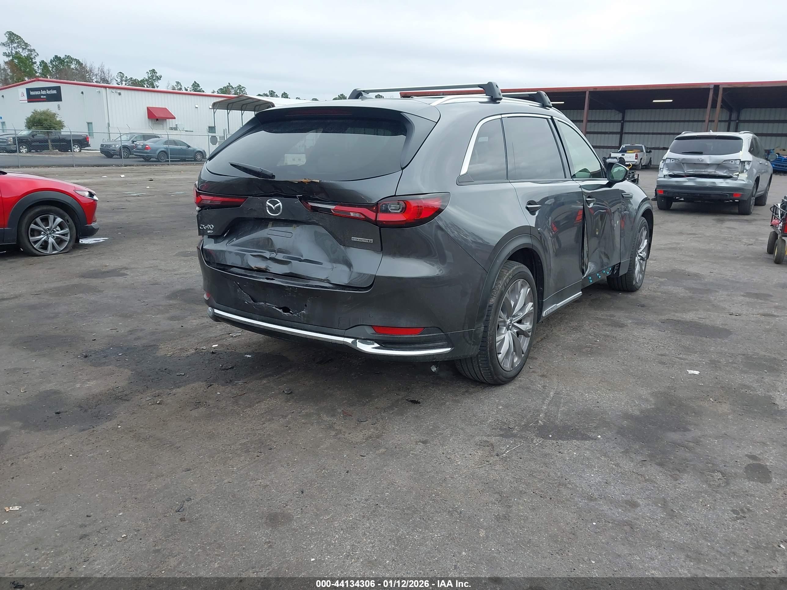 MAZDA CX-90 image 4