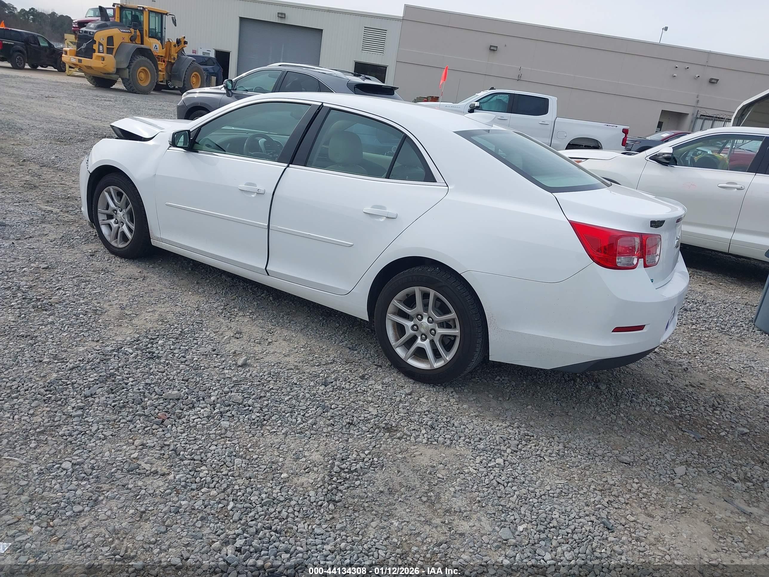 CHEVROLET MALIBU image 3