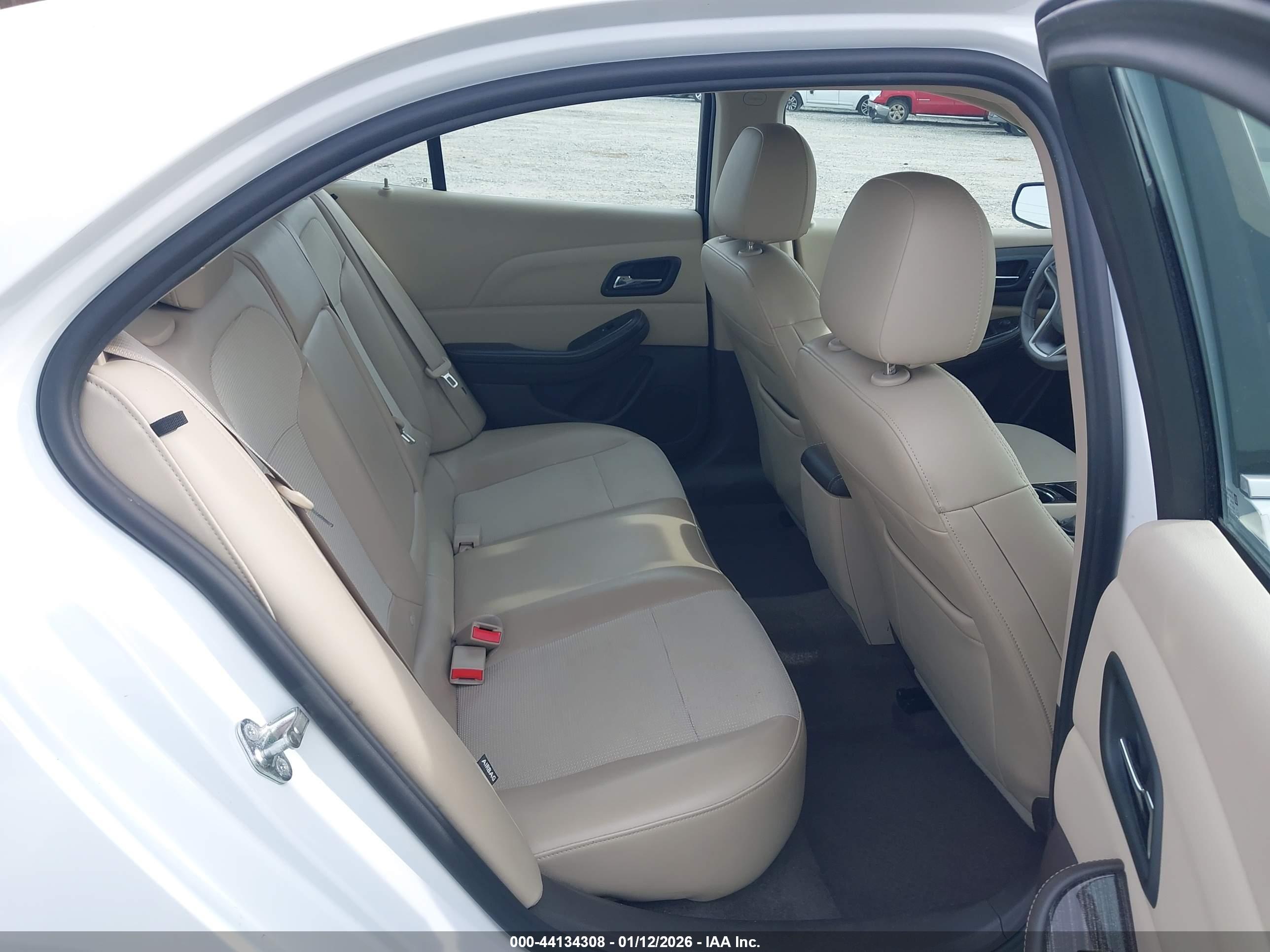 CHEVROLET MALIBU image 8