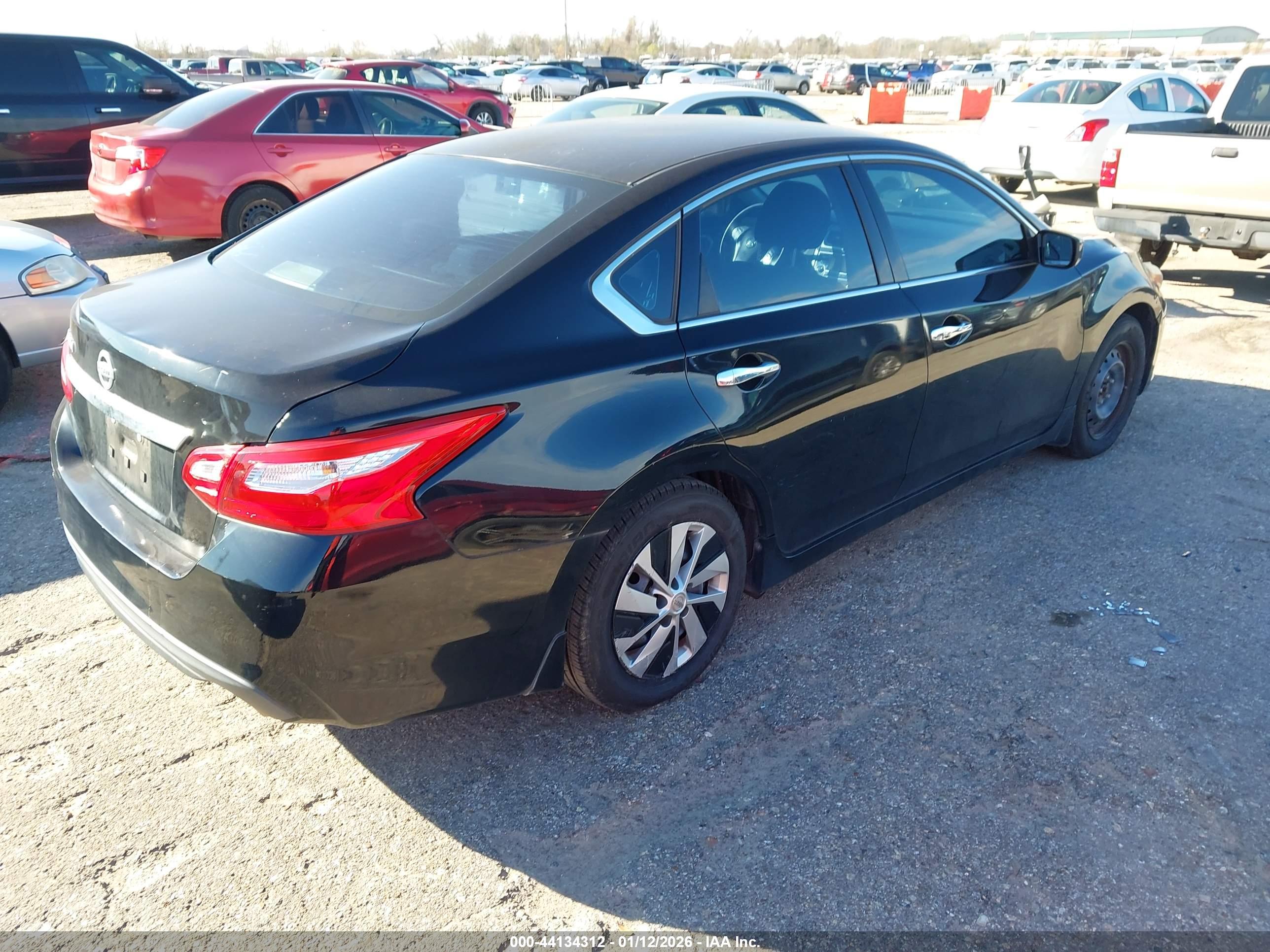 NISSAN ALTIMA image 4