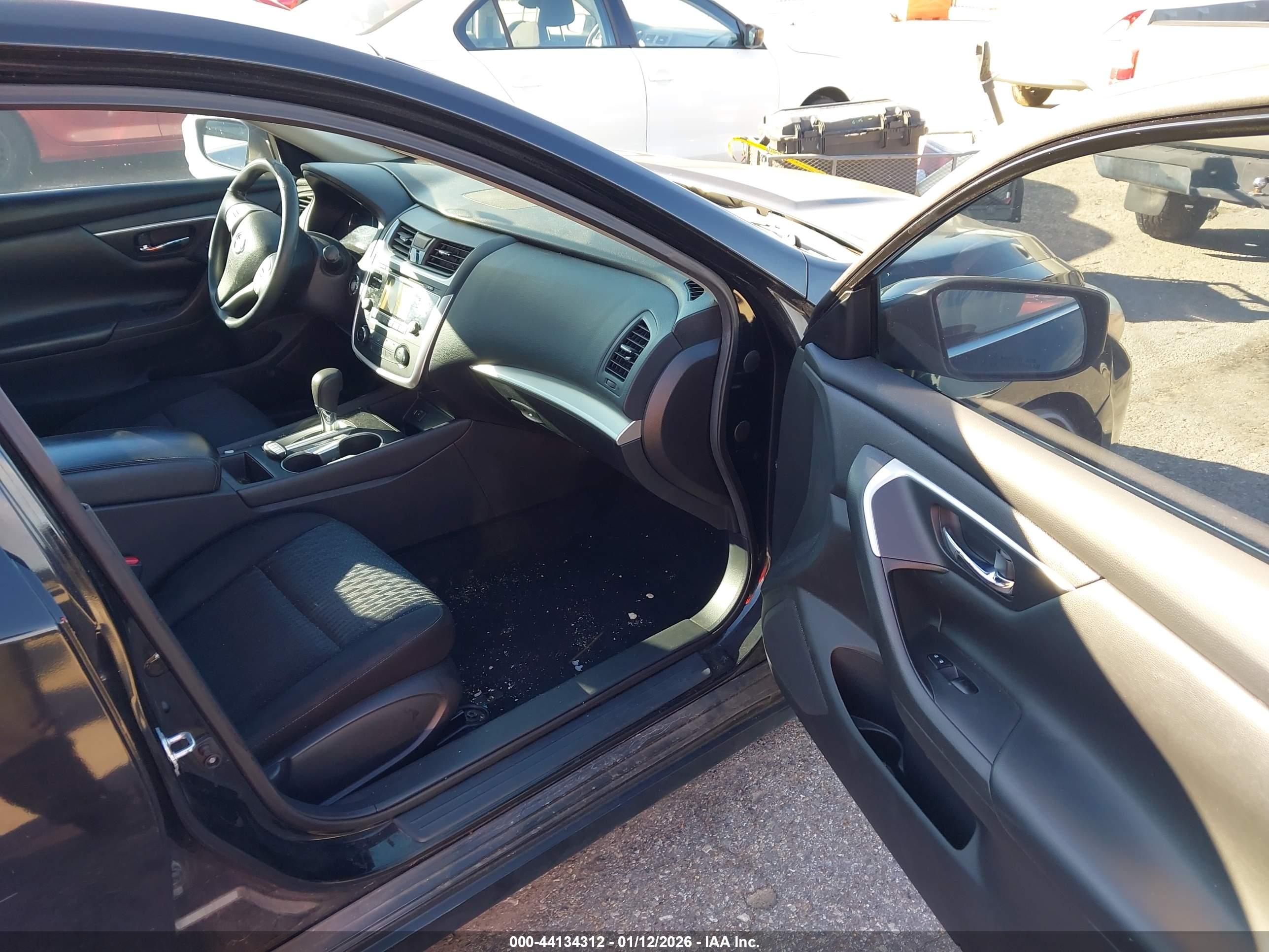 NISSAN ALTIMA image 5