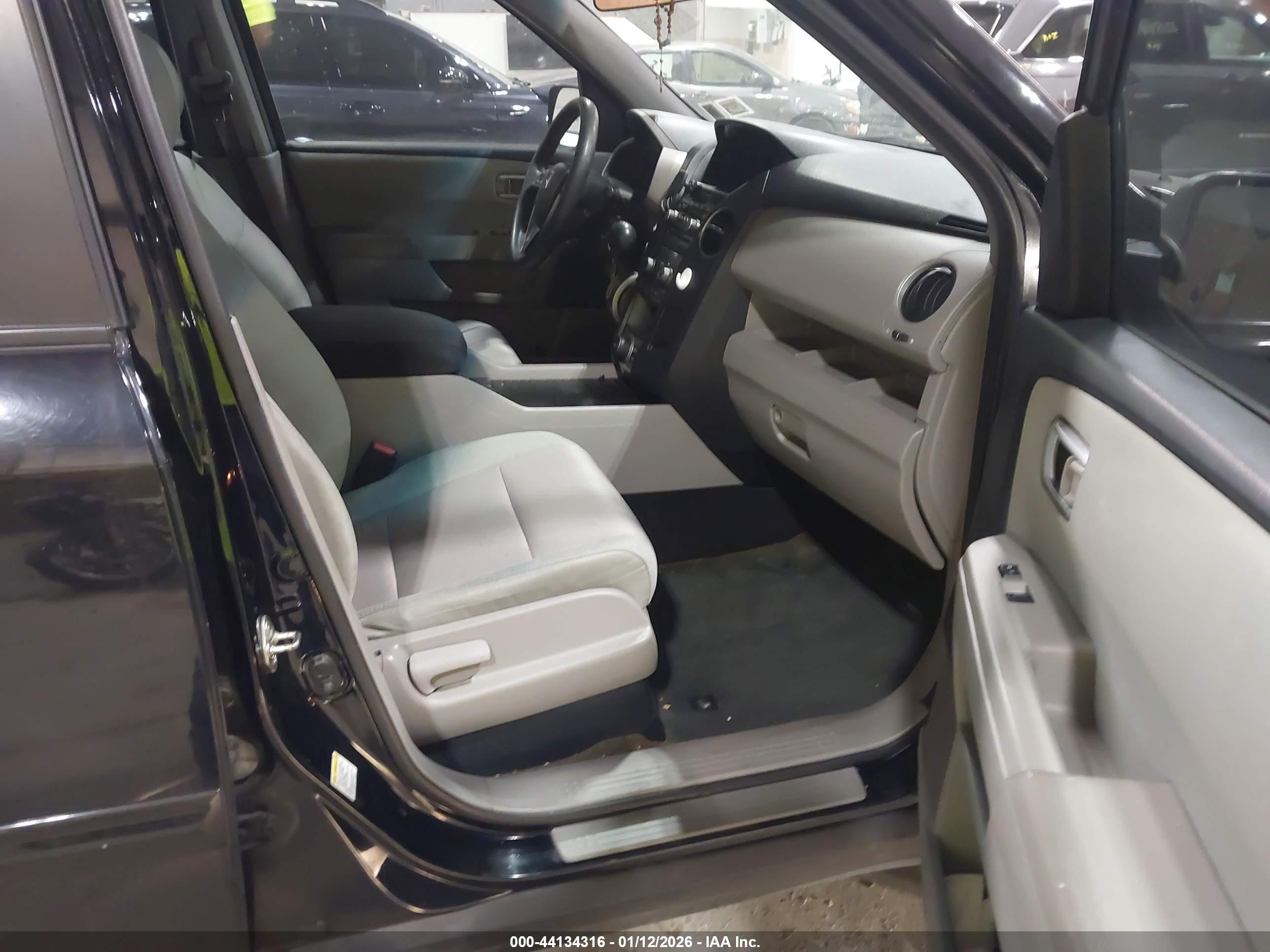 HONDA PILOT image 5