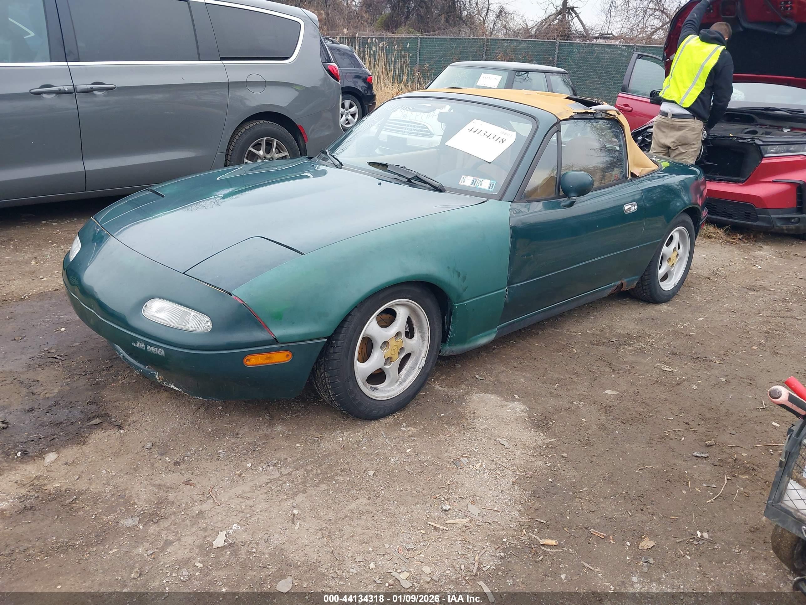 MAZDA MX-5 image 2