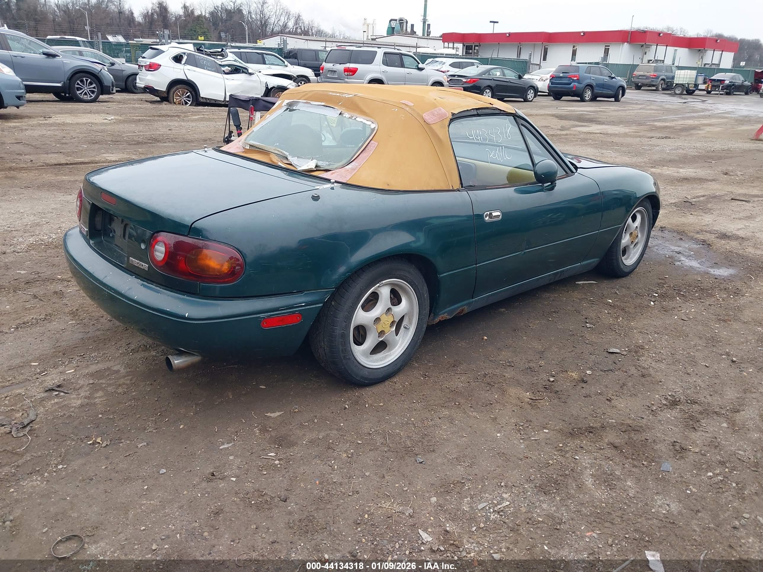 MAZDA MX-5 image 4