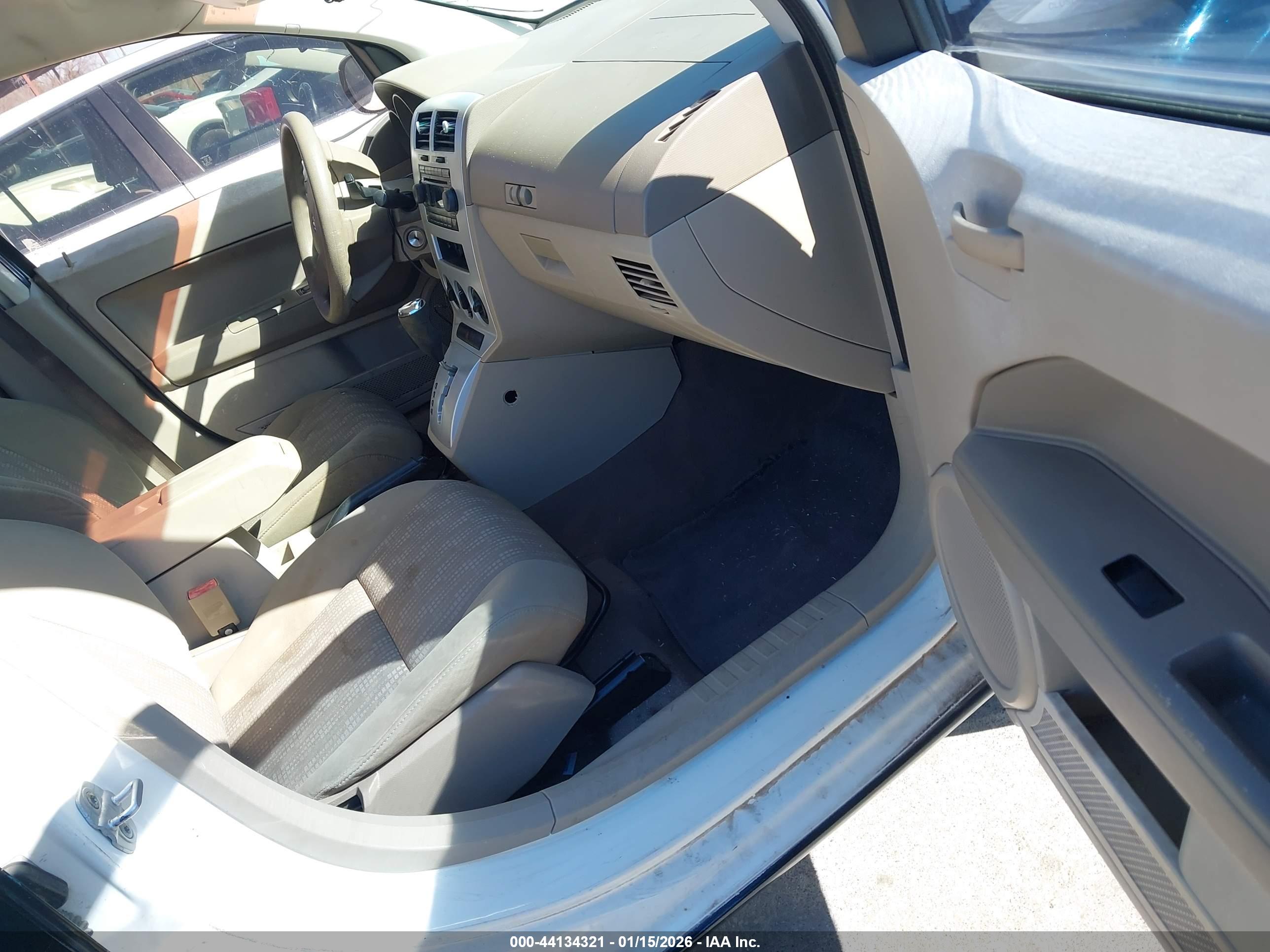 DODGE CALIBER image 5