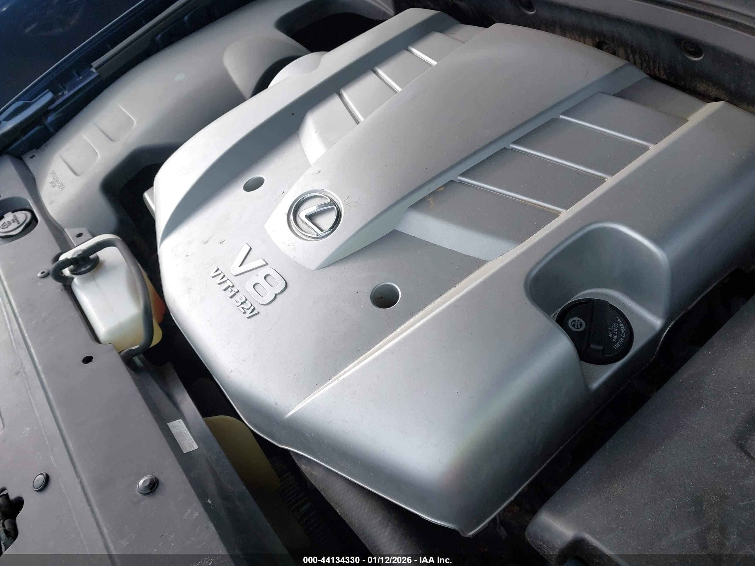 LEXUS GX image 10