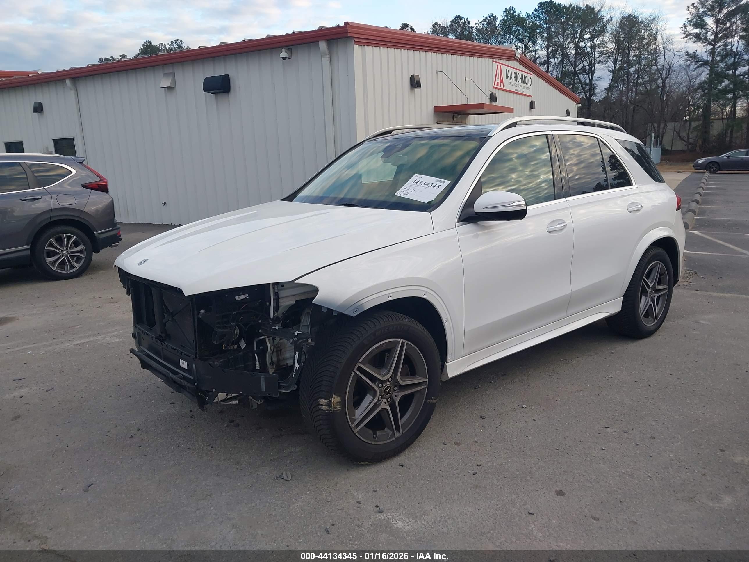 MERCEDES-BENZ GLE image 2