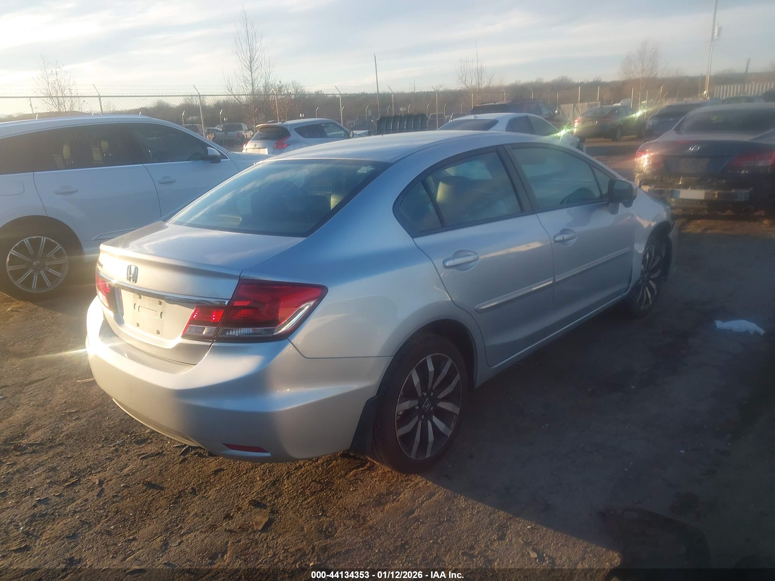 HONDA CIVIC image 4