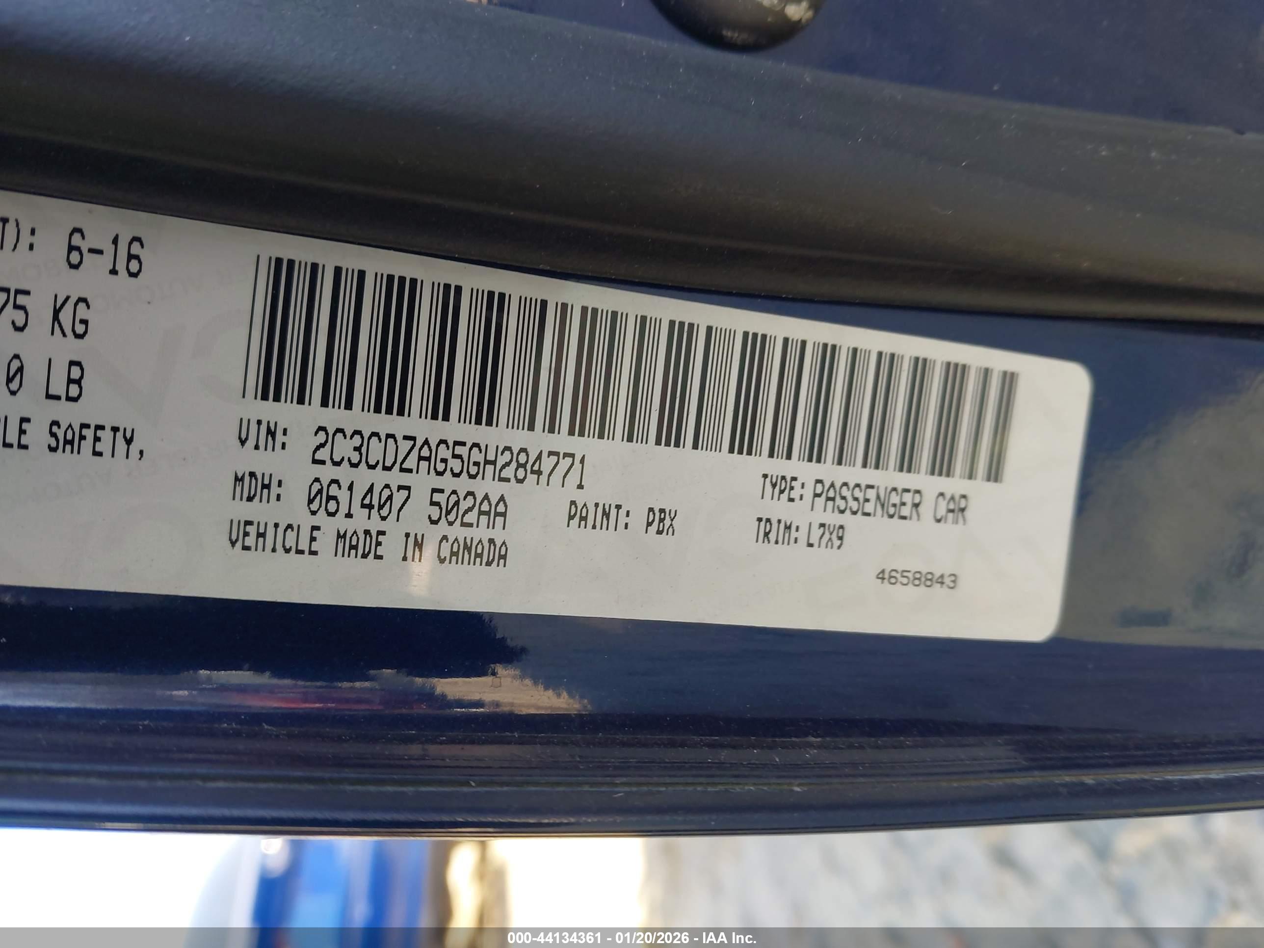 DODGE CHALLENGER image 9