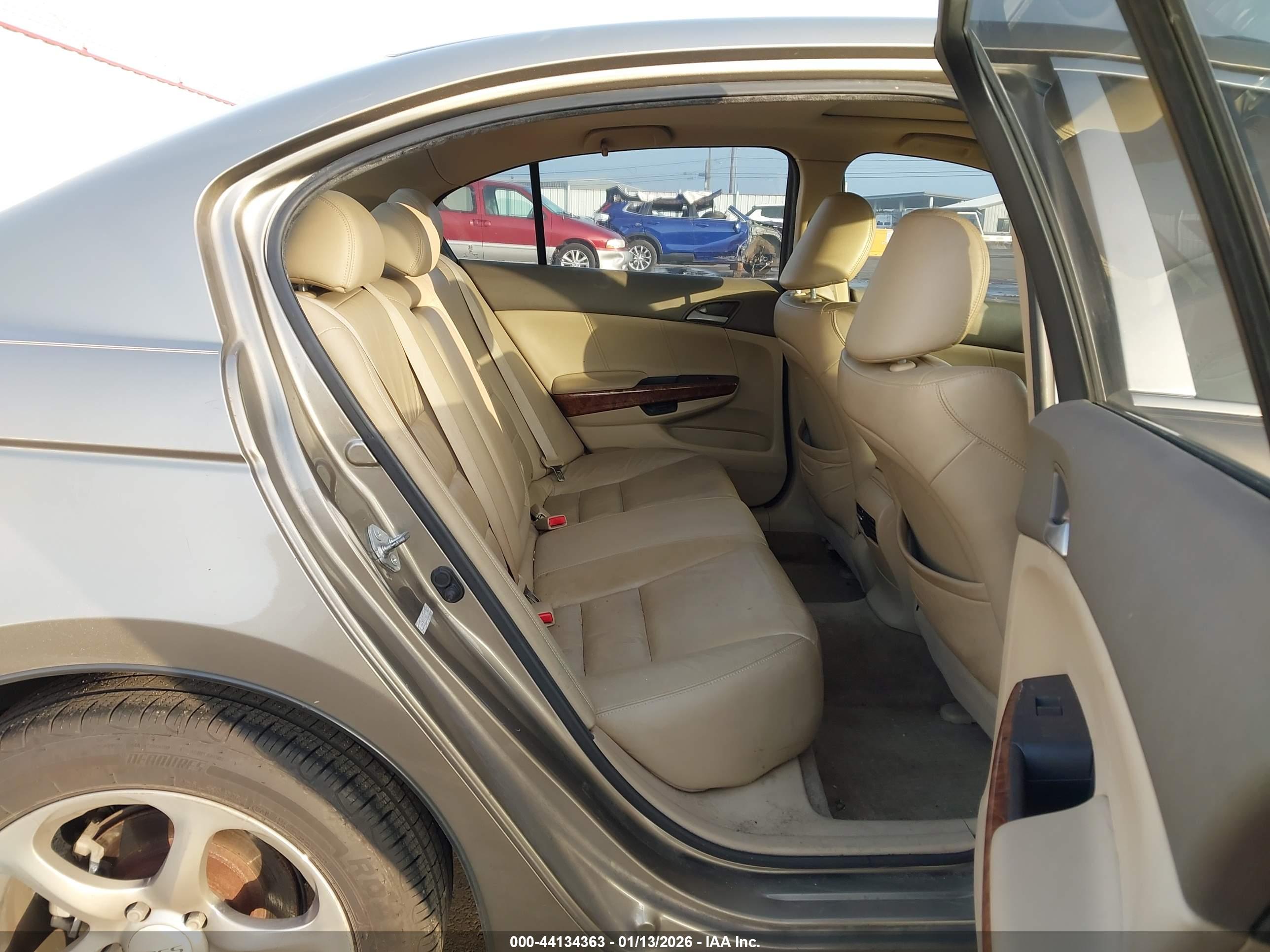 HONDA ACCORD image 8