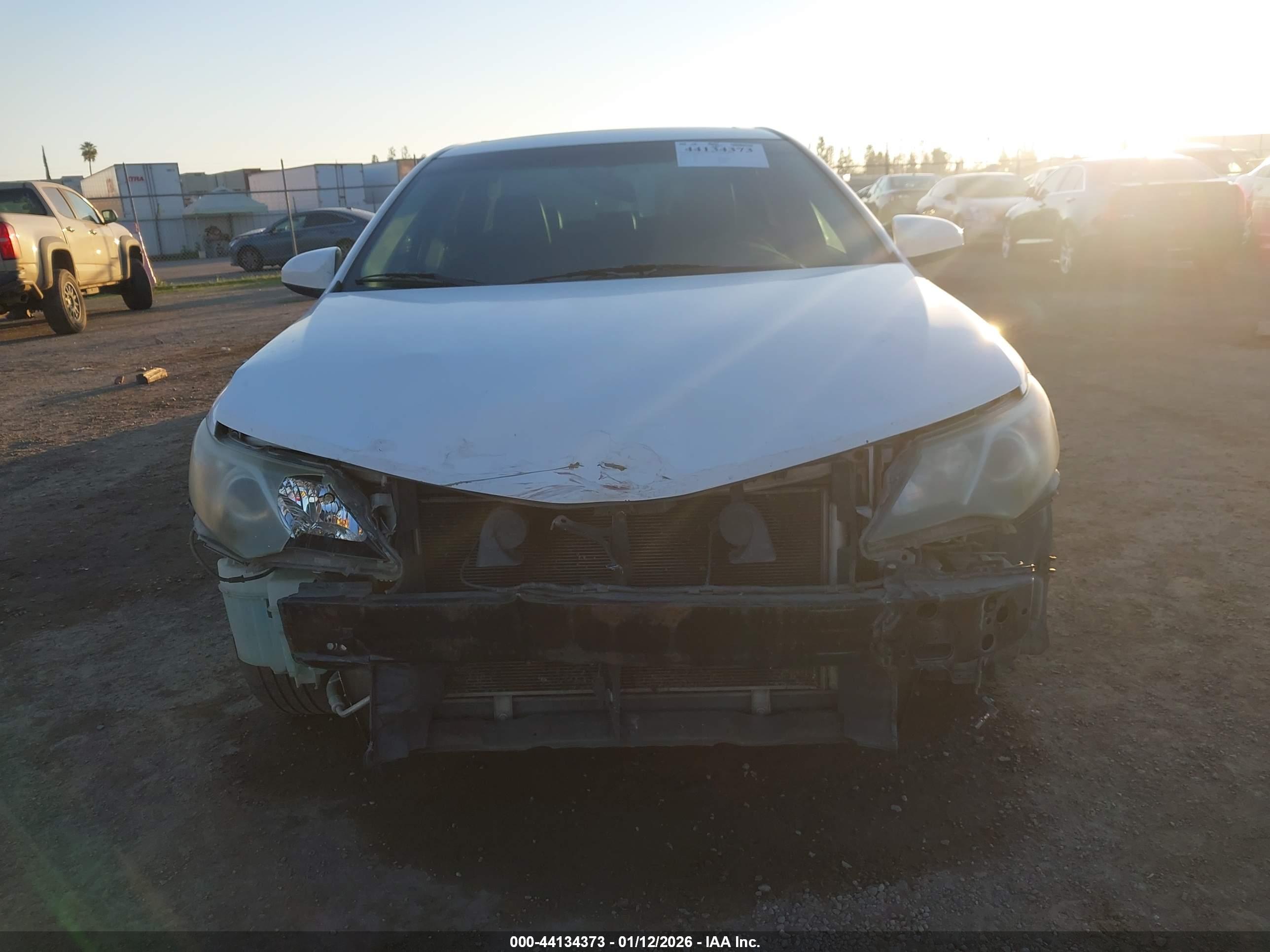 TOYOTA CAMRY image 6