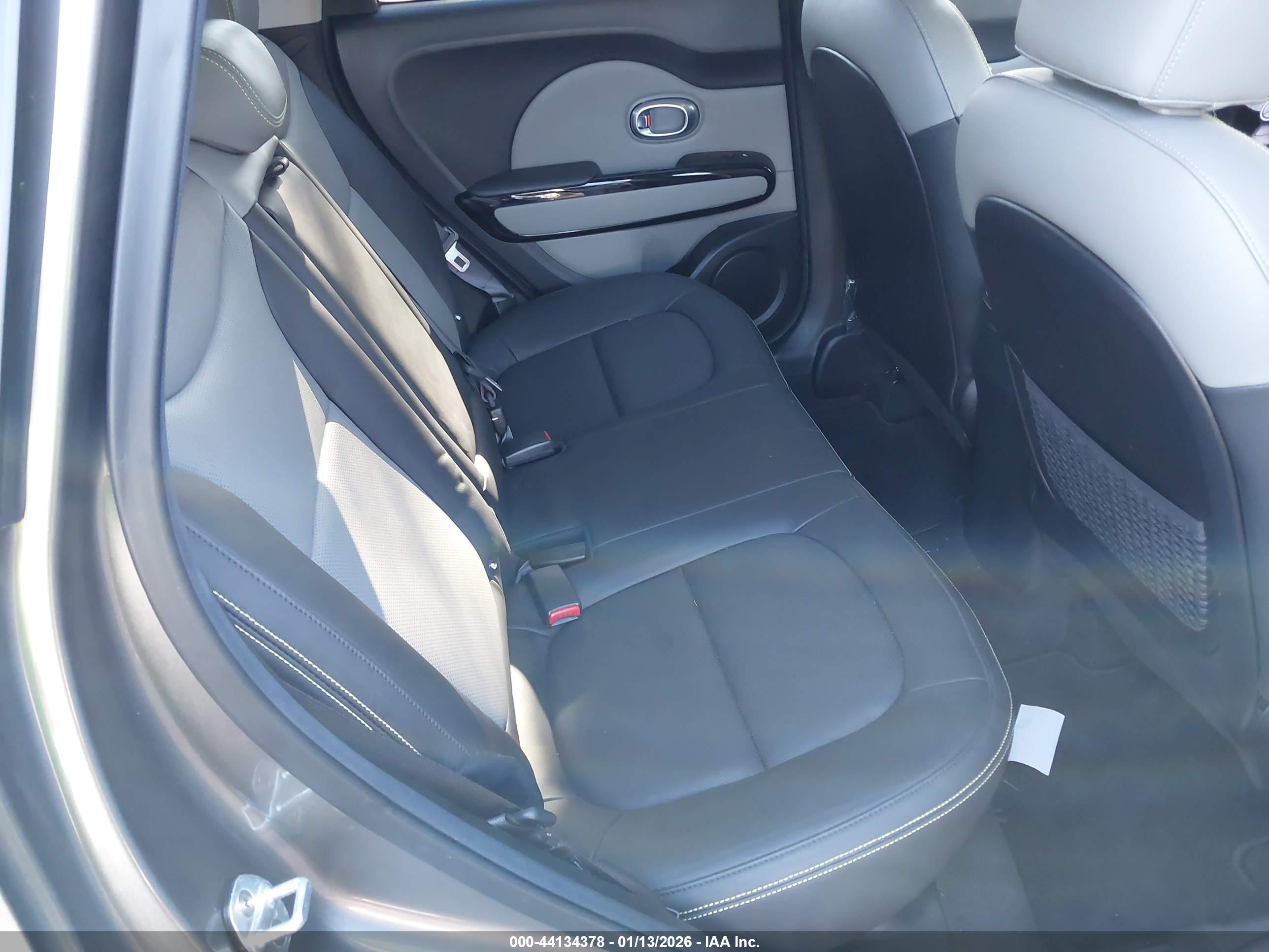 KIA SOUL image 8