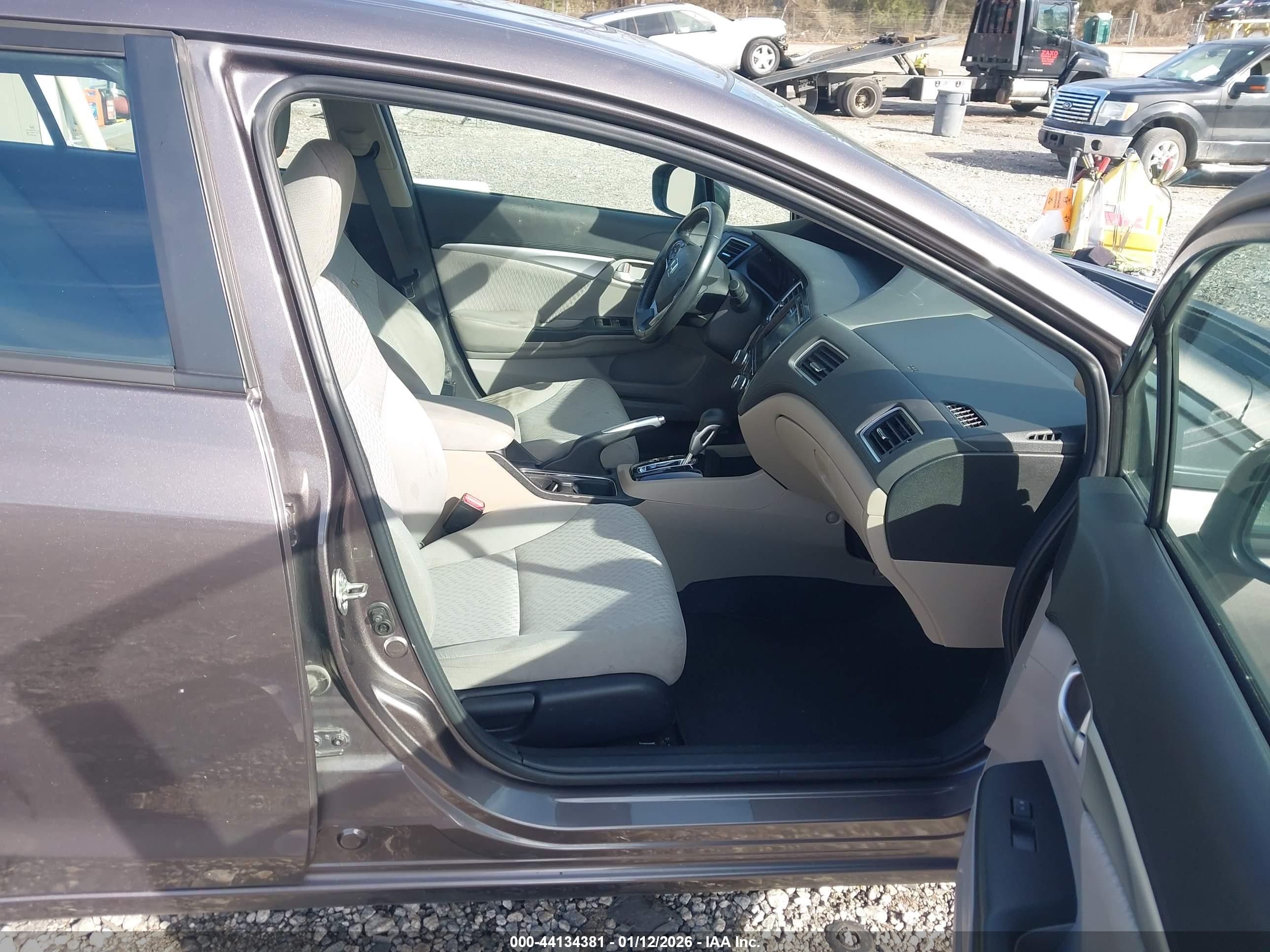 HONDA CIVIC image 5