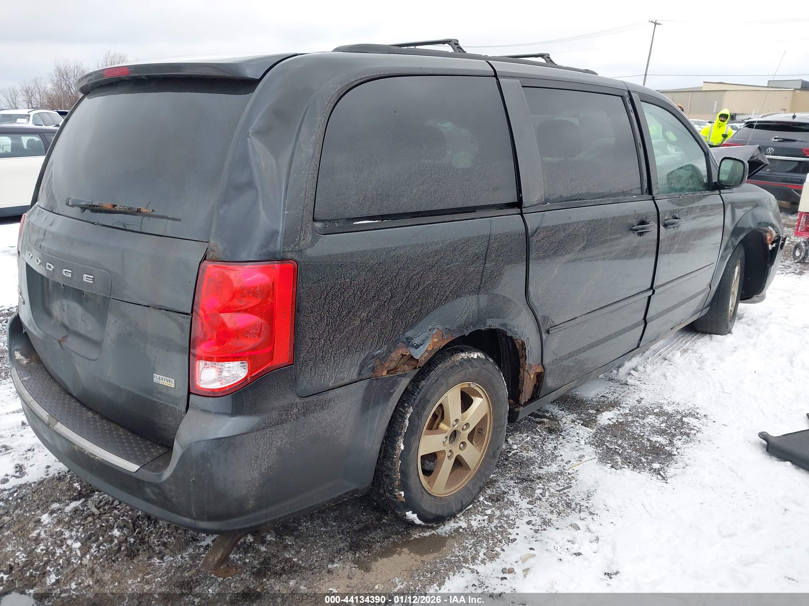 DODGE GRAND image 4