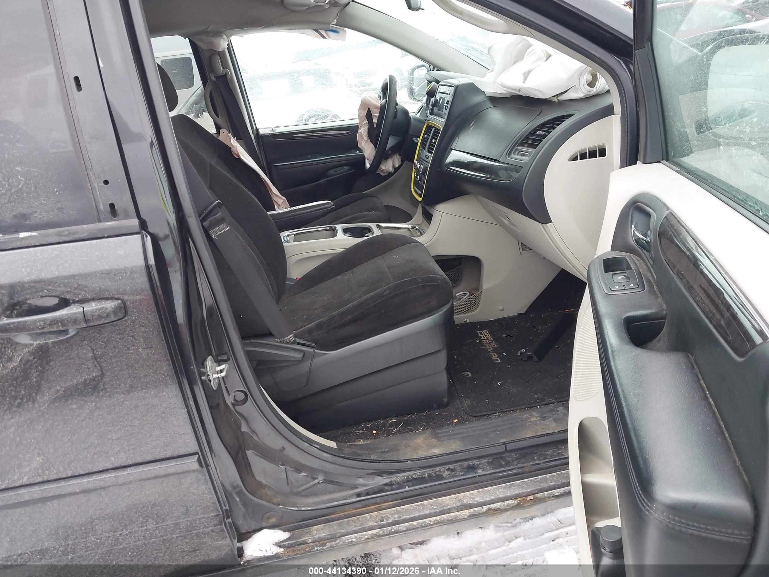 DODGE GRAND image 5