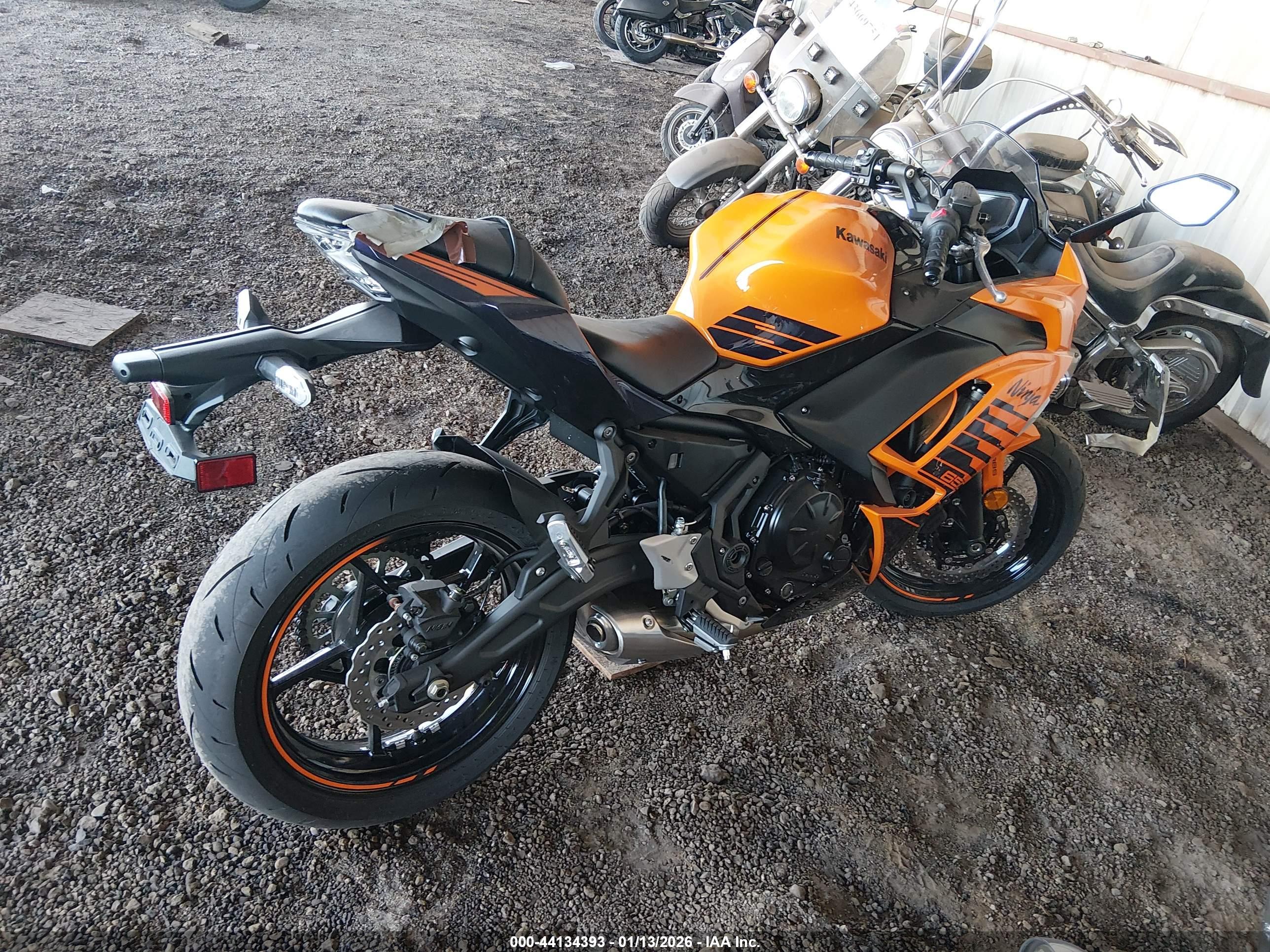 KAWASAKI EX650 image 4