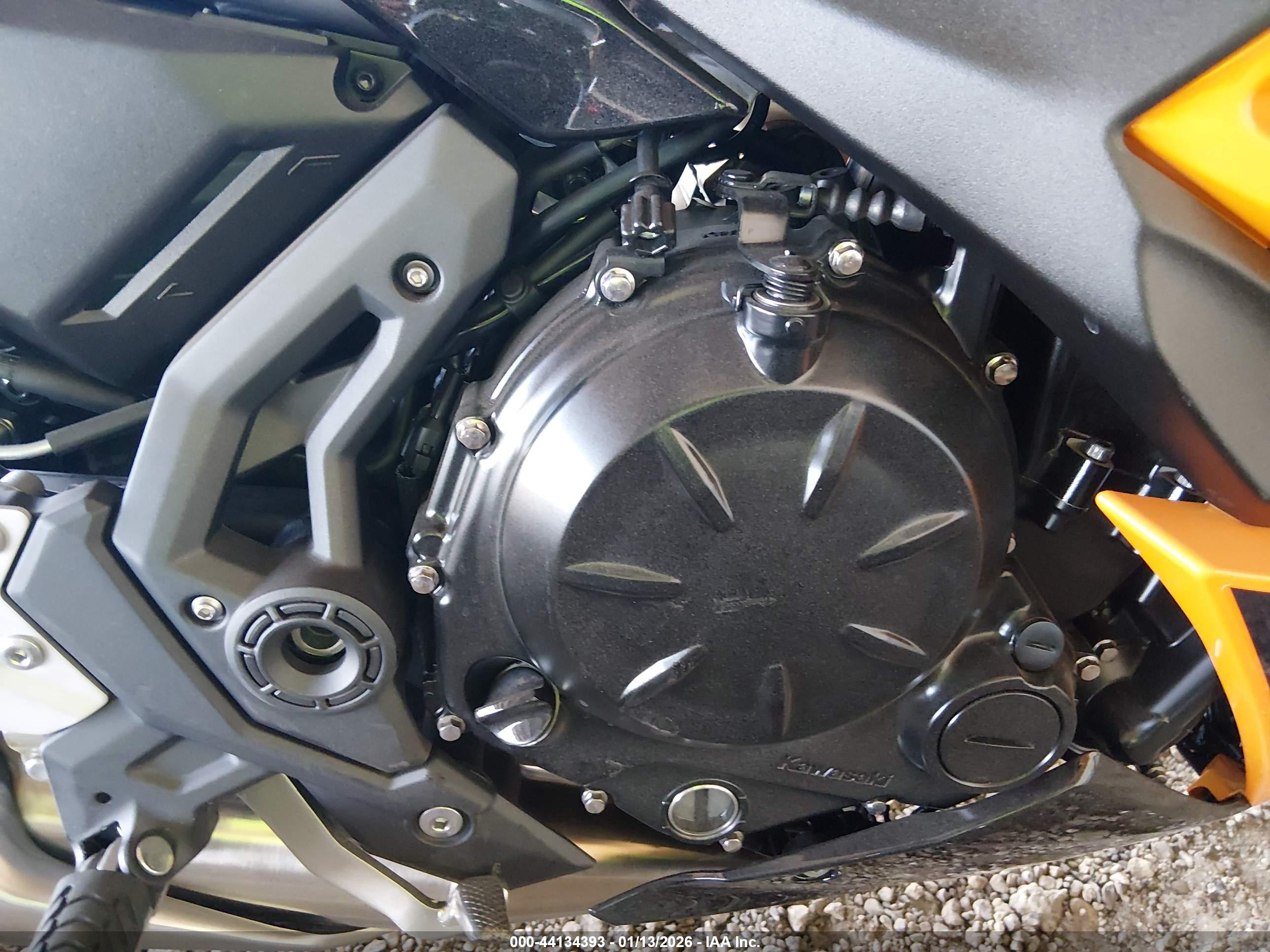 KAWASAKI EX650 image 8