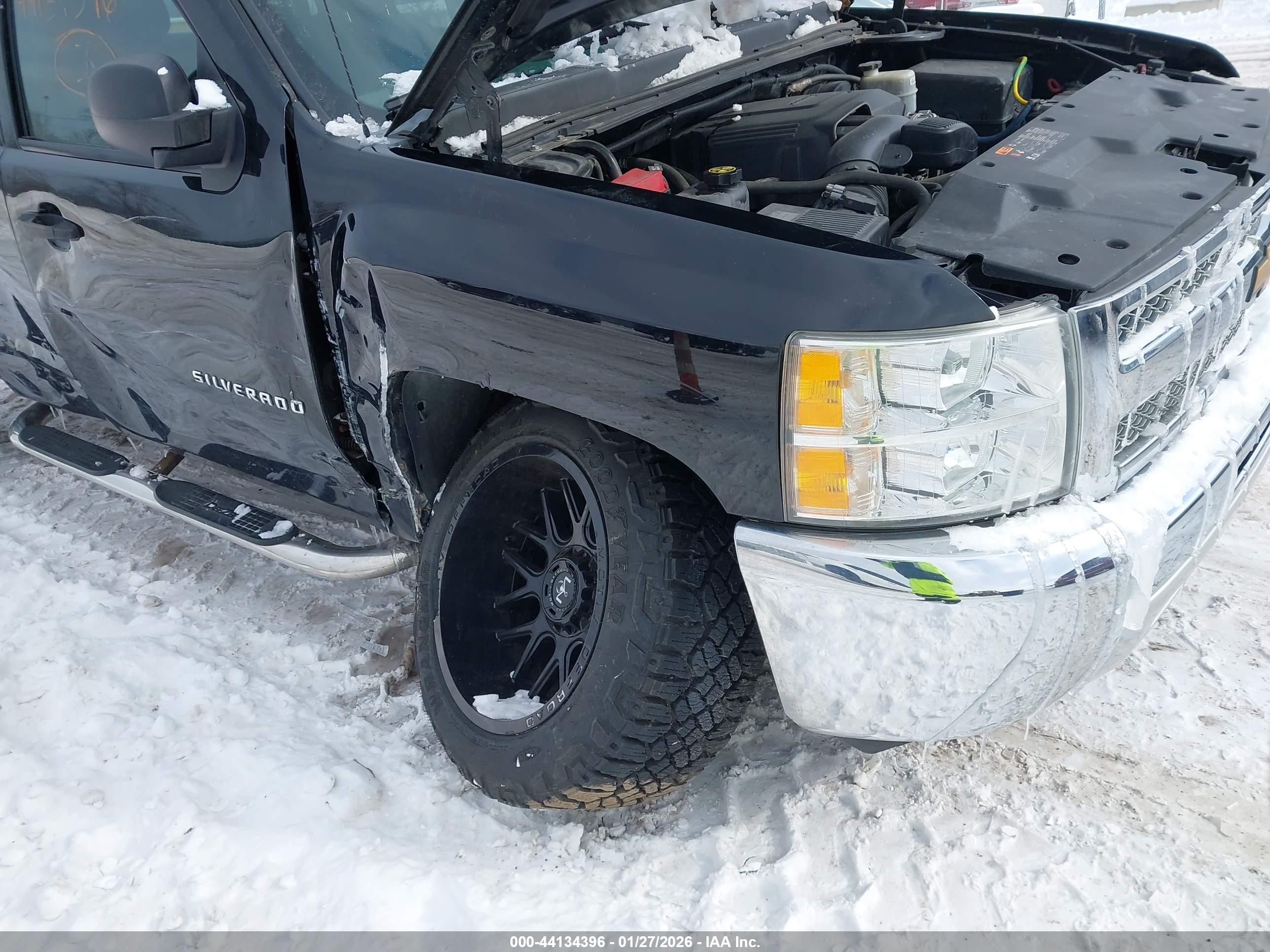 CHEVROLET SILVERADO image 6