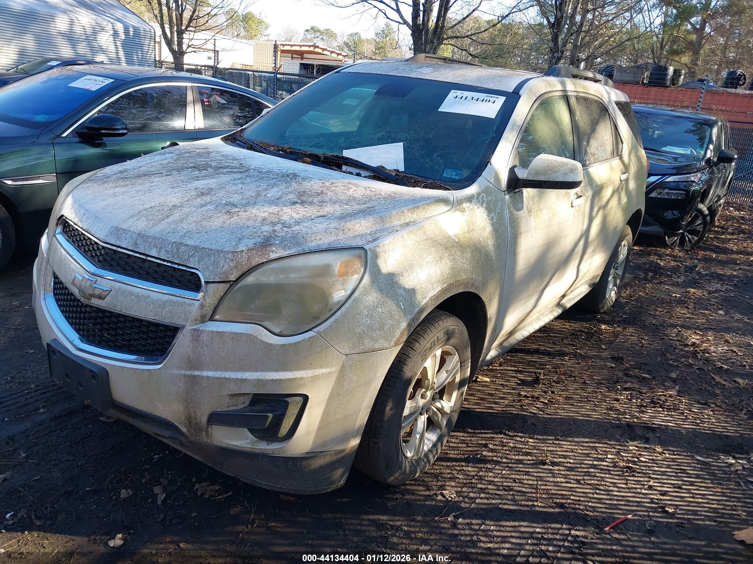 CHEVROLET EQUINOX image 2